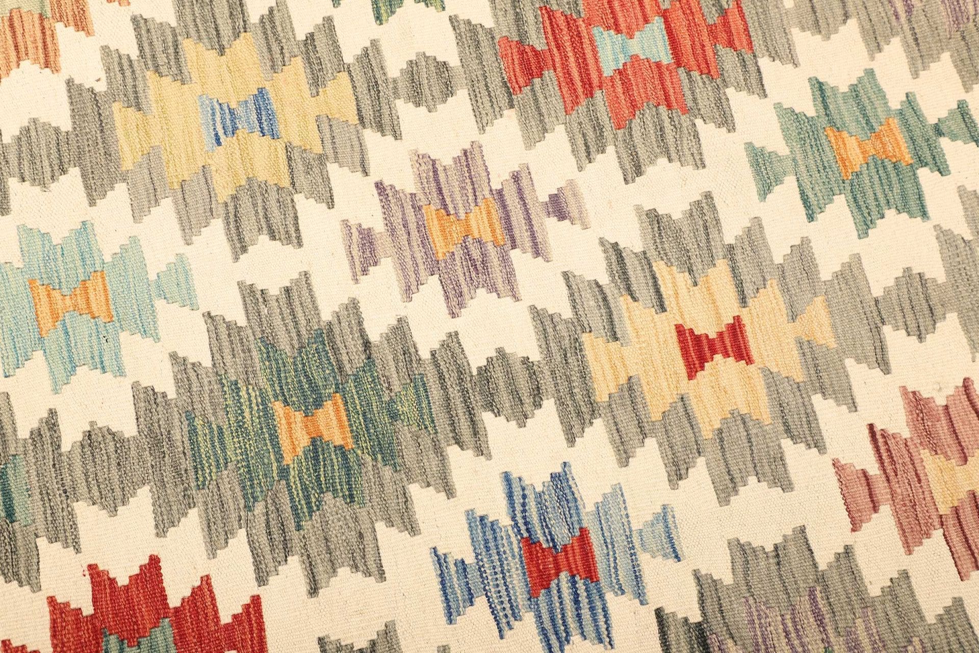 Kilim Pakistani Rug 208 × 290 cm, Wool, hand-woven