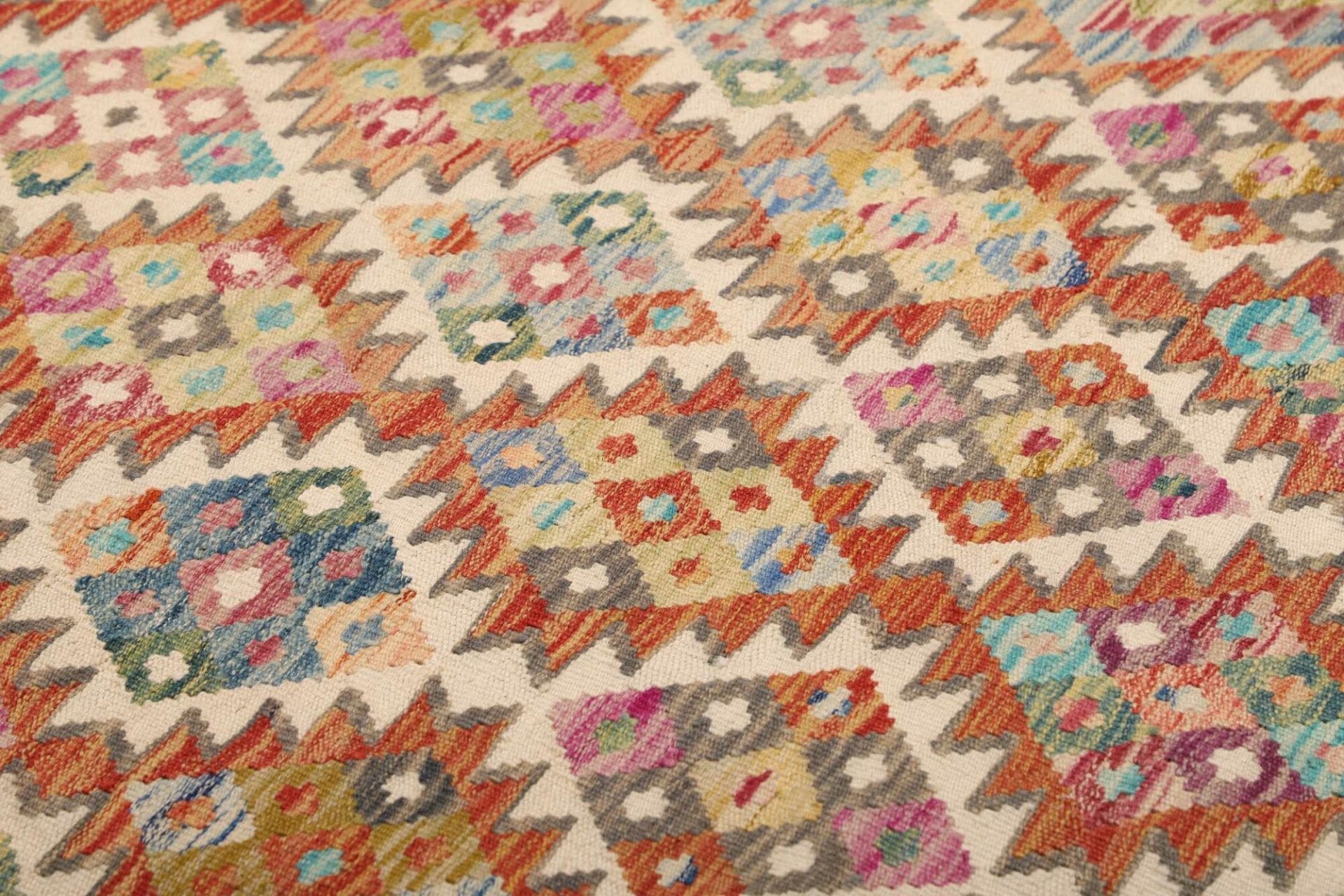 Kilim Pakistani Rug 201 × 294 cm, Wool, hand-woven