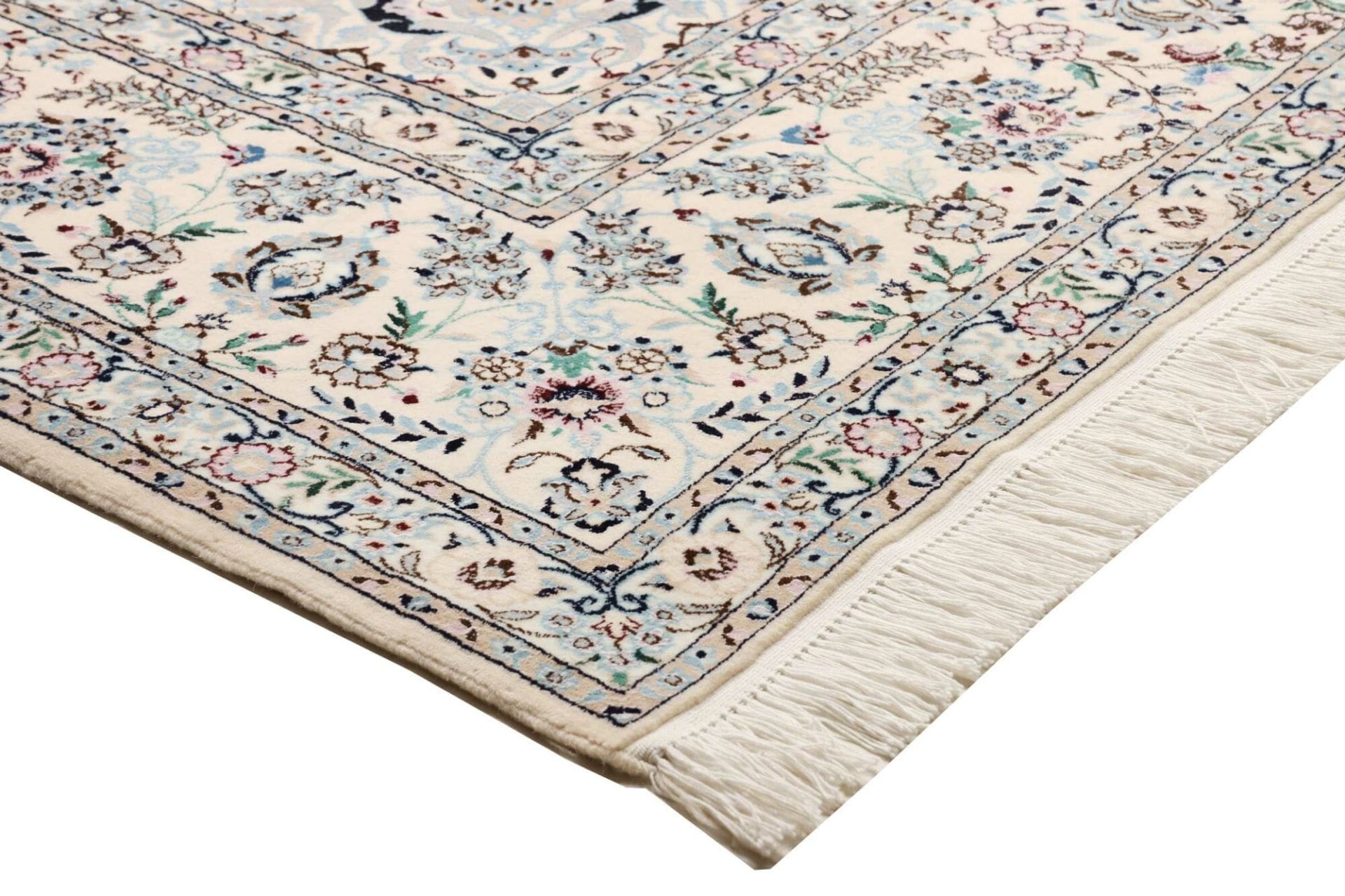 Nain Persian Rug — hand-knotted, 216 × 314 cm, Wool