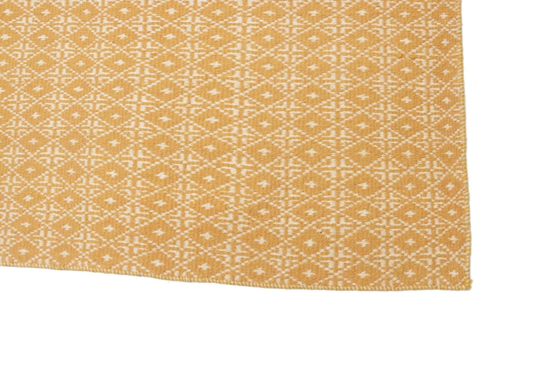Hand-Woven Wool Kilim Persian Rug, 195 × 311 cm