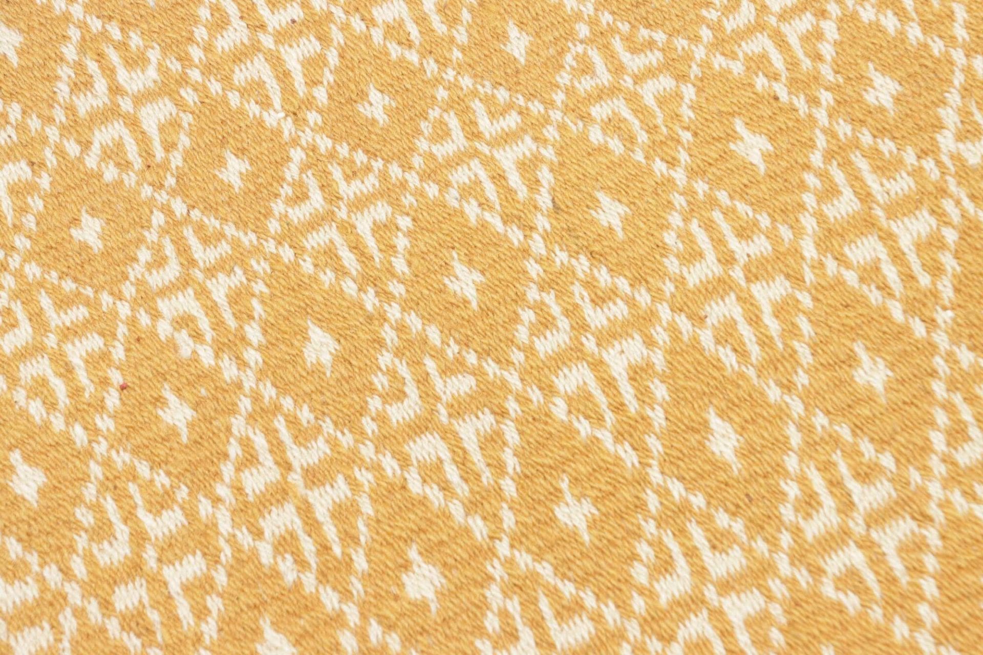 Hand-Woven Wool Kilim Persian Rug, 195 × 311 cm