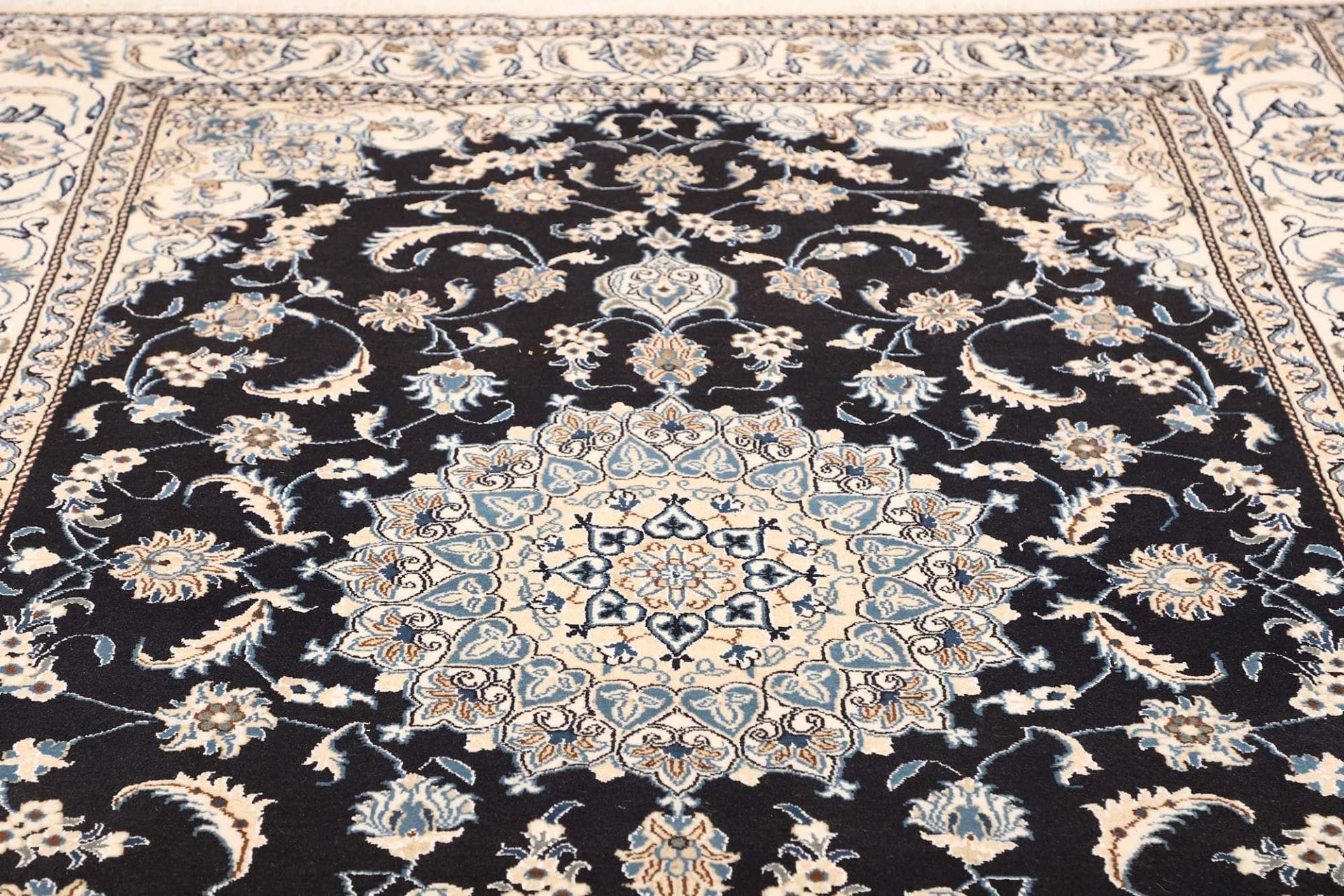 Nain Persian Rug 193 × 295 cm, Wool, hand-knotted