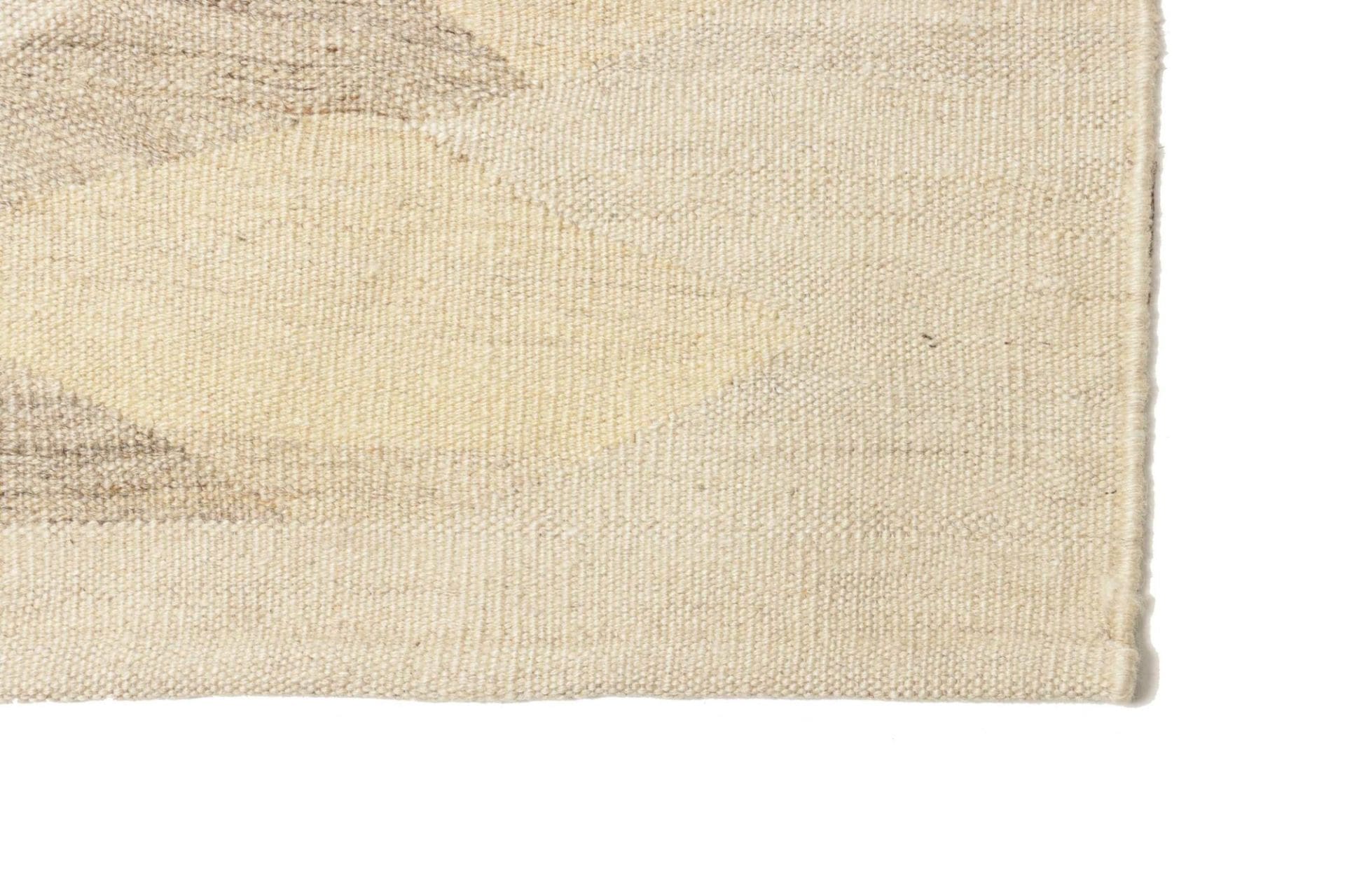 Kilim Persian Rug — hand-woven, 211 × 298 cm, Wool