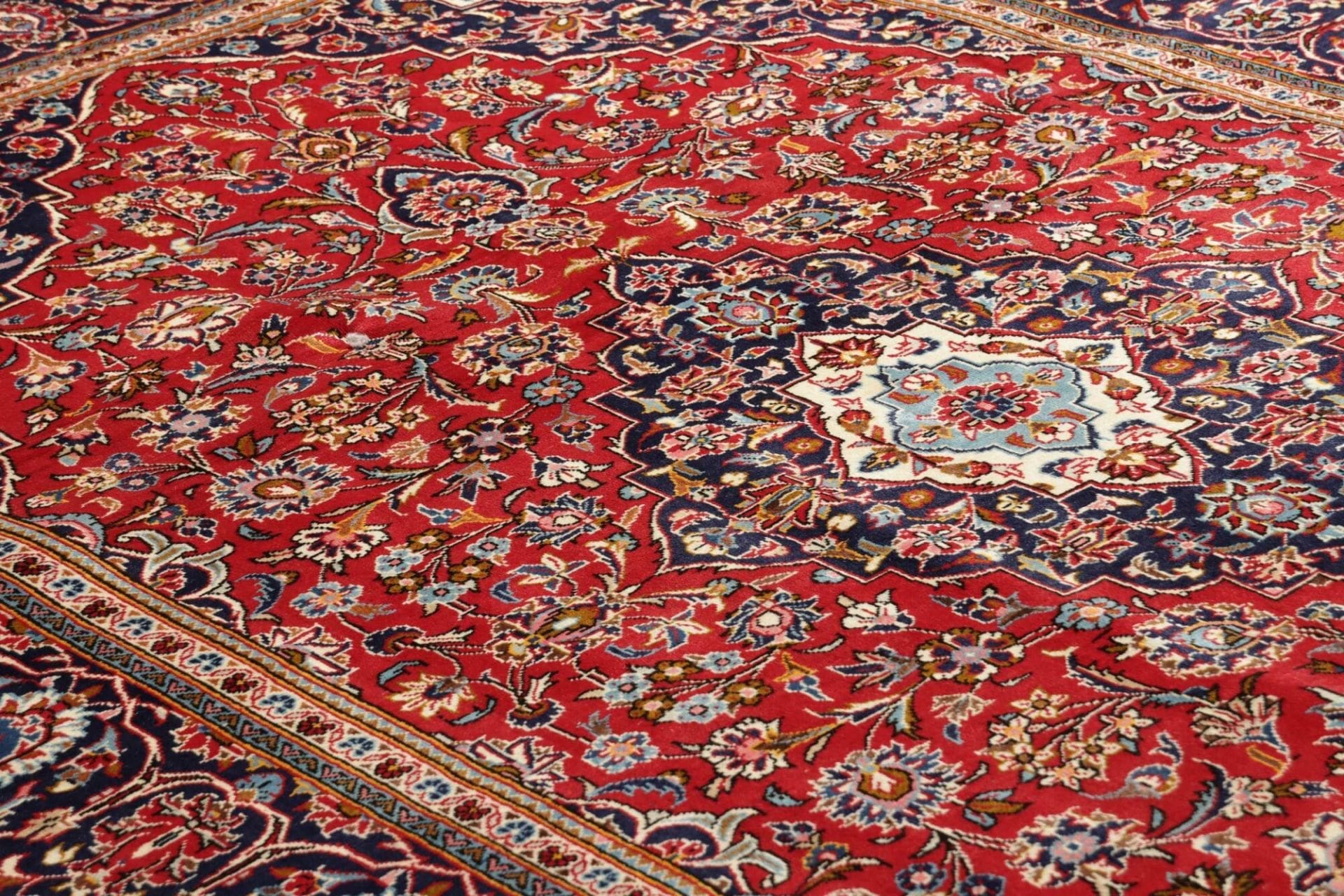 kashan-teppich-203x315-cm-handgeknupft-schurwolle-perserteppich-7 Kashan Persian Rug — hand-knotted, Wool