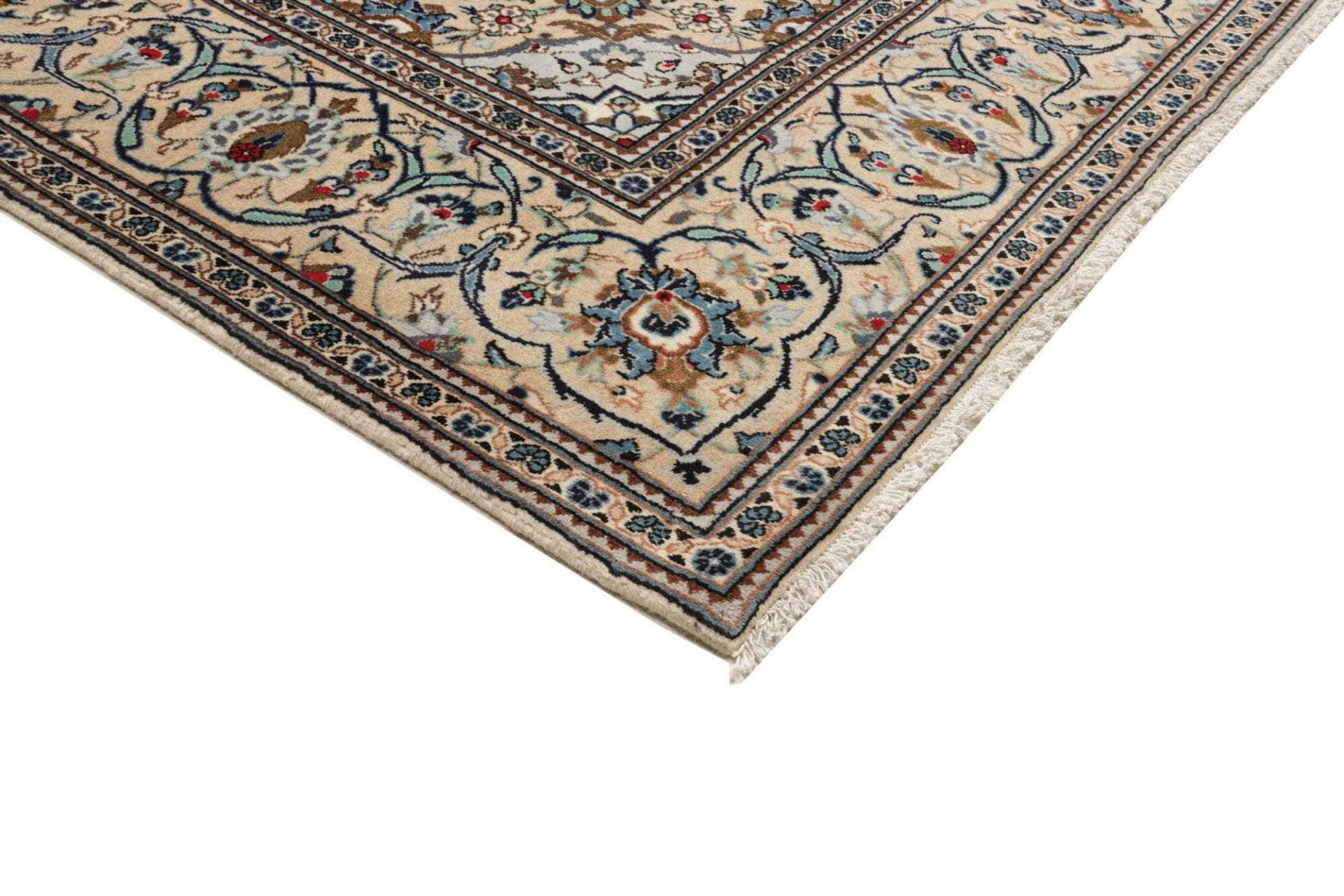 Hand-Knotted Wool Kashan Persian Rug, 198 × 294 cm