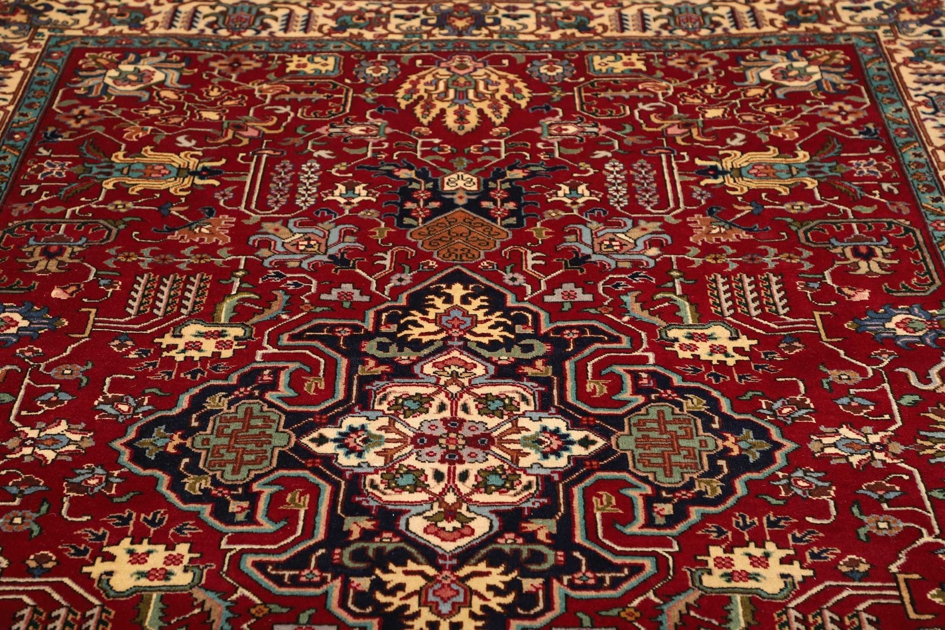 Hand-Knotted Wool Tabriz Persian Rug, 196 × 286 cm