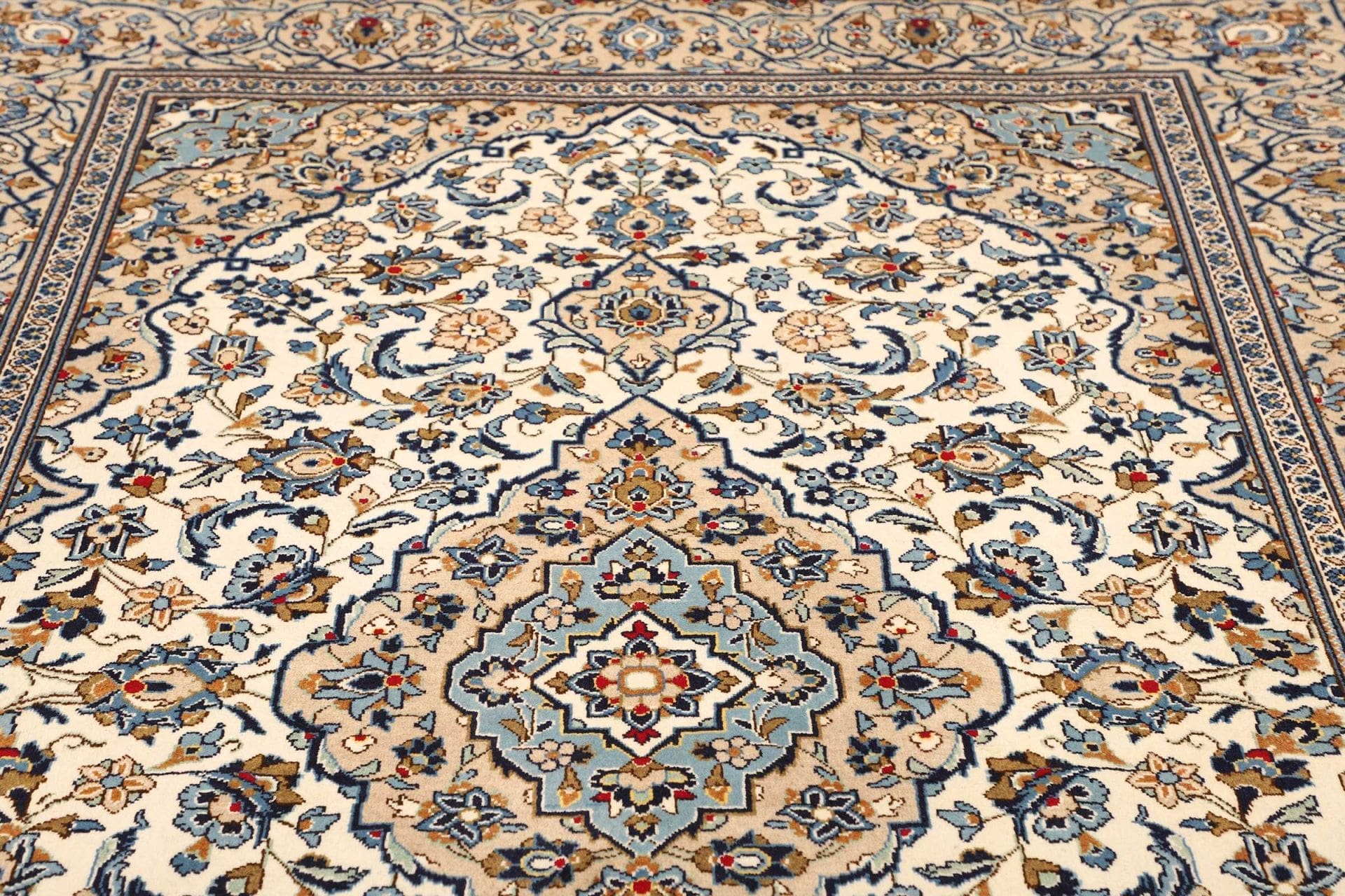 Kashan Persian Rug — hand-knotted, 196 × 295 cm, Wool