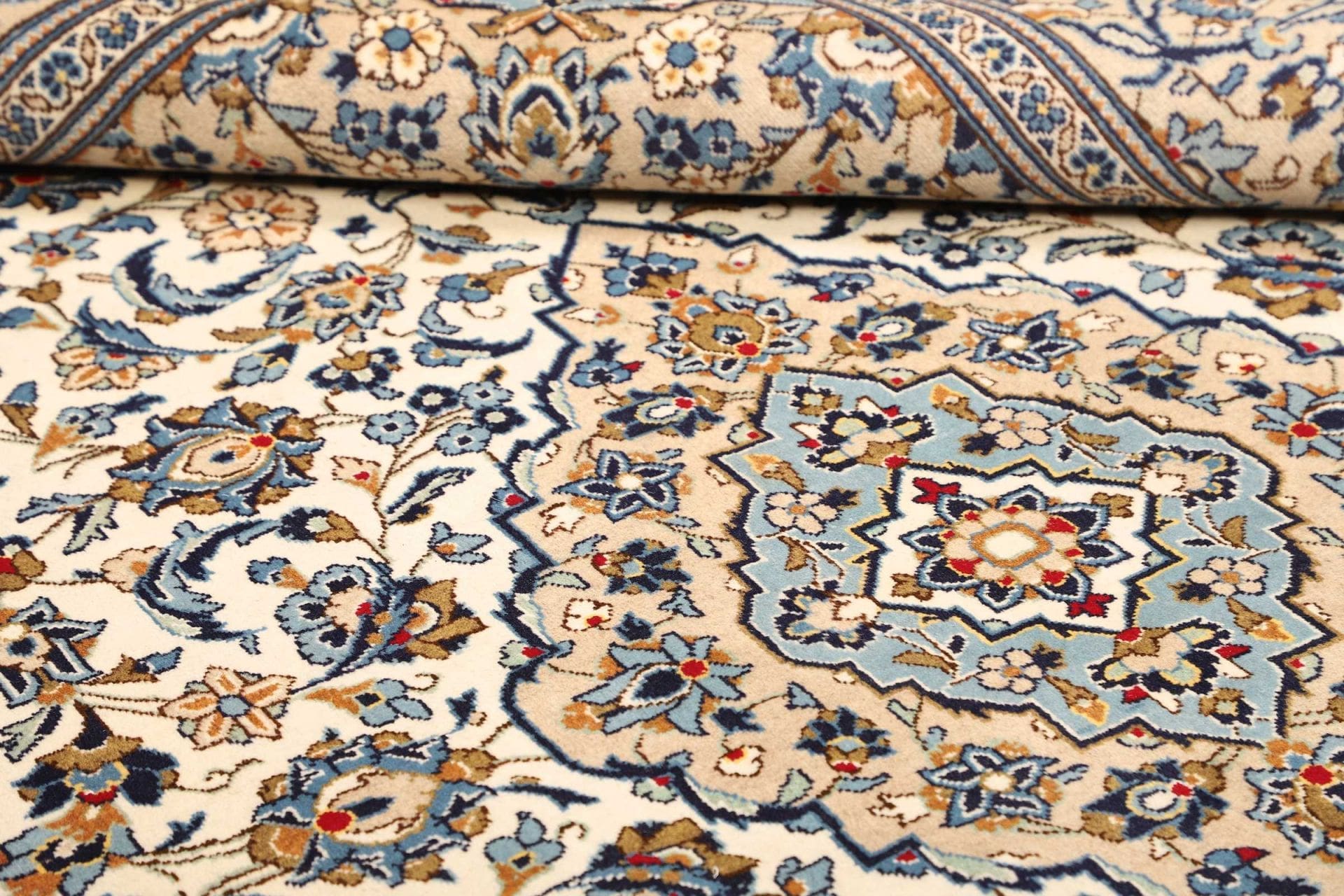 Kashan Persian Rug — hand-knotted, 196 × 295 cm, Wool