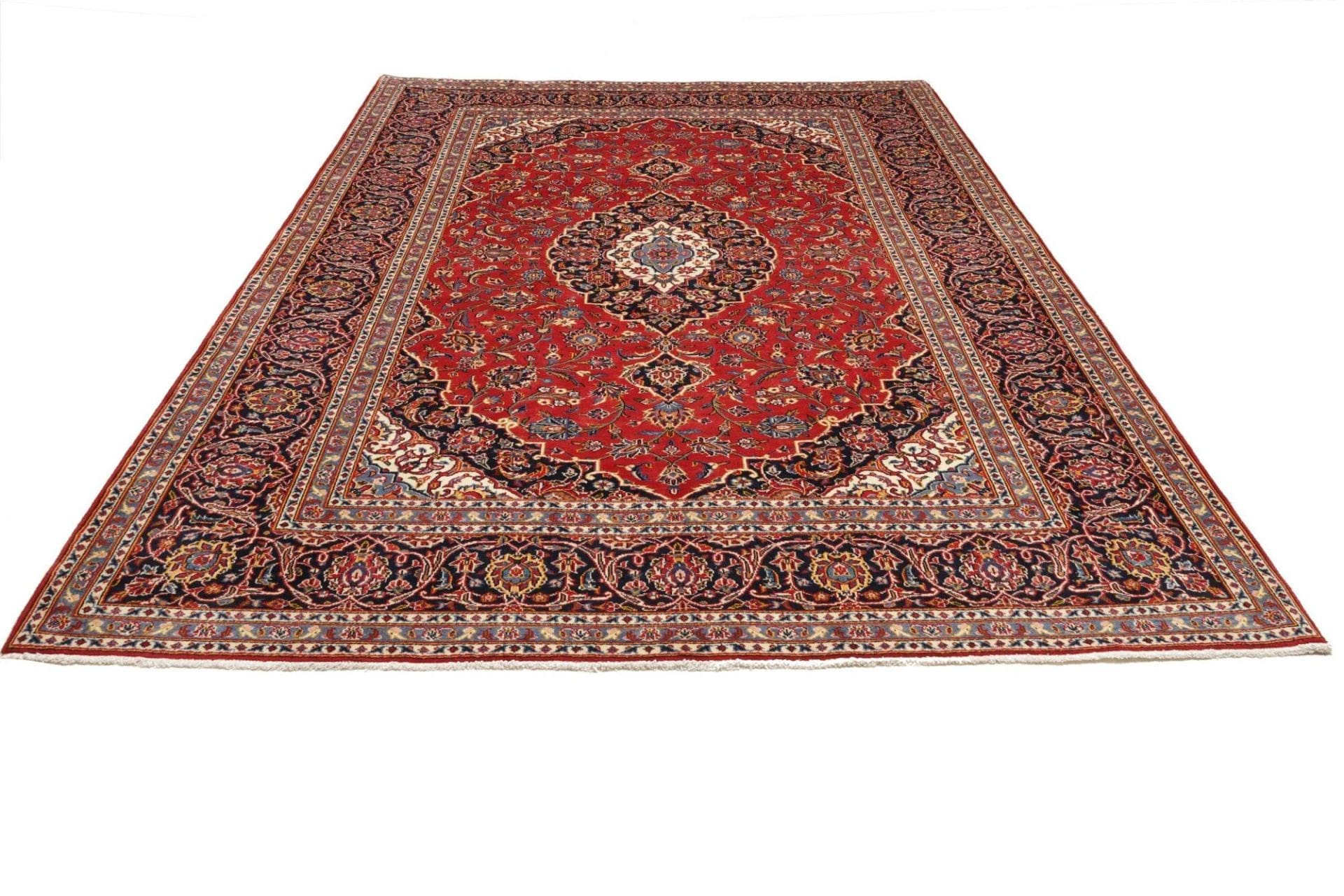 Hand-Knotted Wool Kashan Persian Rug, 203 × 304 cm