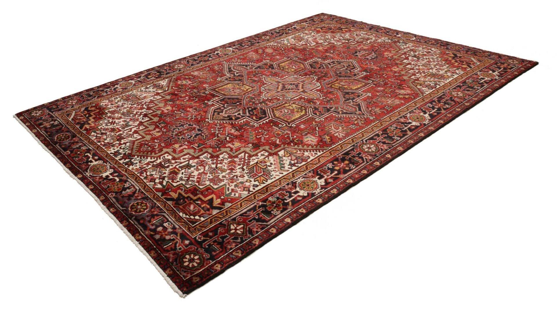 Heriz Persian Rug — hand-knotted, 225 × 311 cm, Wool