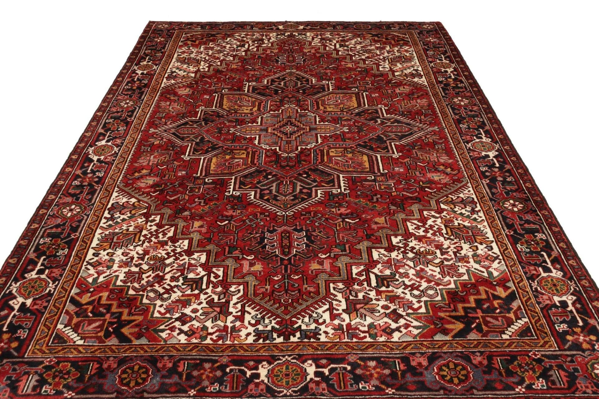 Heriz Persian Rug — hand-knotted, 225 × 311 cm, Wool