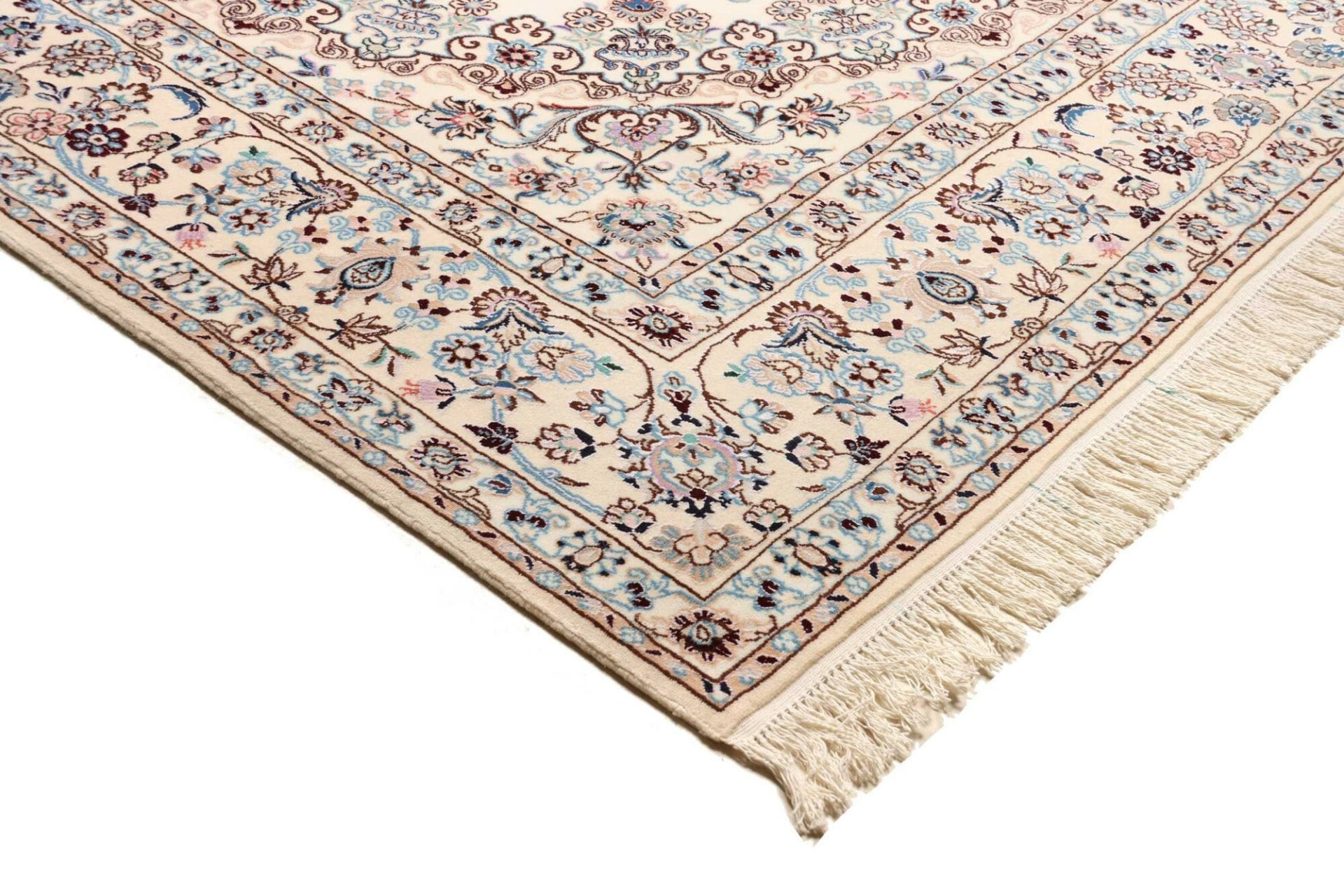 Nain Persian Rug 208 × 317 cm, Wool, hand-knotted