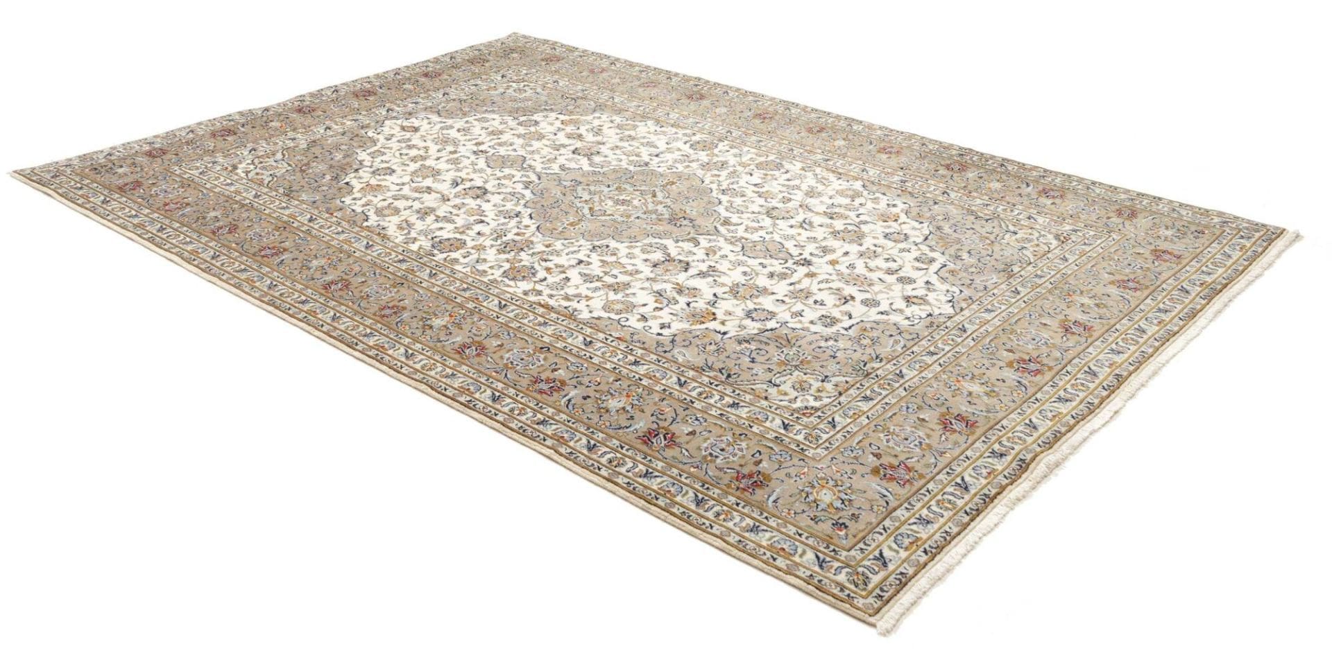 Hand-Knotted Wool Kashan Persian Rug, 210 × 300 cm