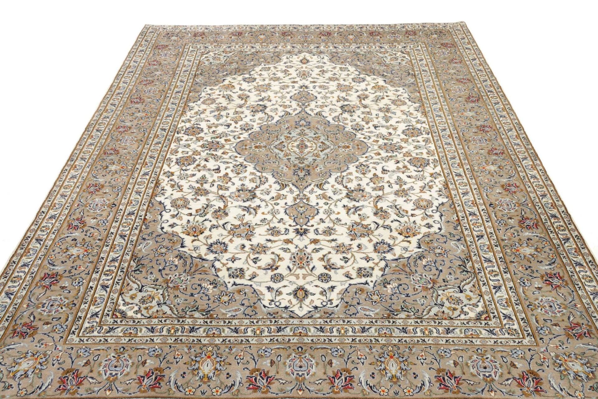 Hand-Knotted Wool Kashan Persian Rug, 210 × 300 cm