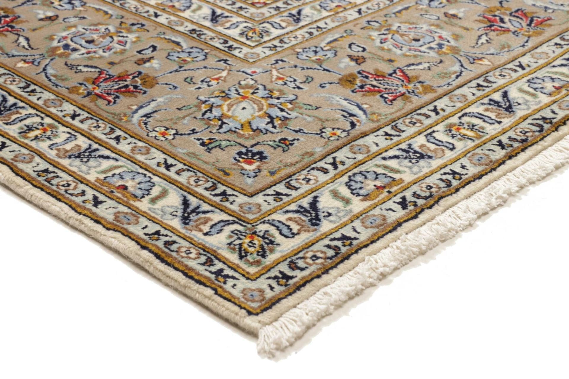 Hand-Knotted Wool Kashan Persian Rug, 210 × 300 cm