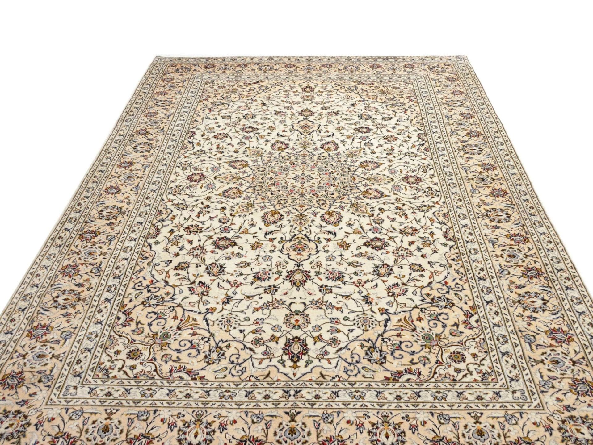 Kashan Persian Rug — hand-knotted, 203 × 305 cm, Wool