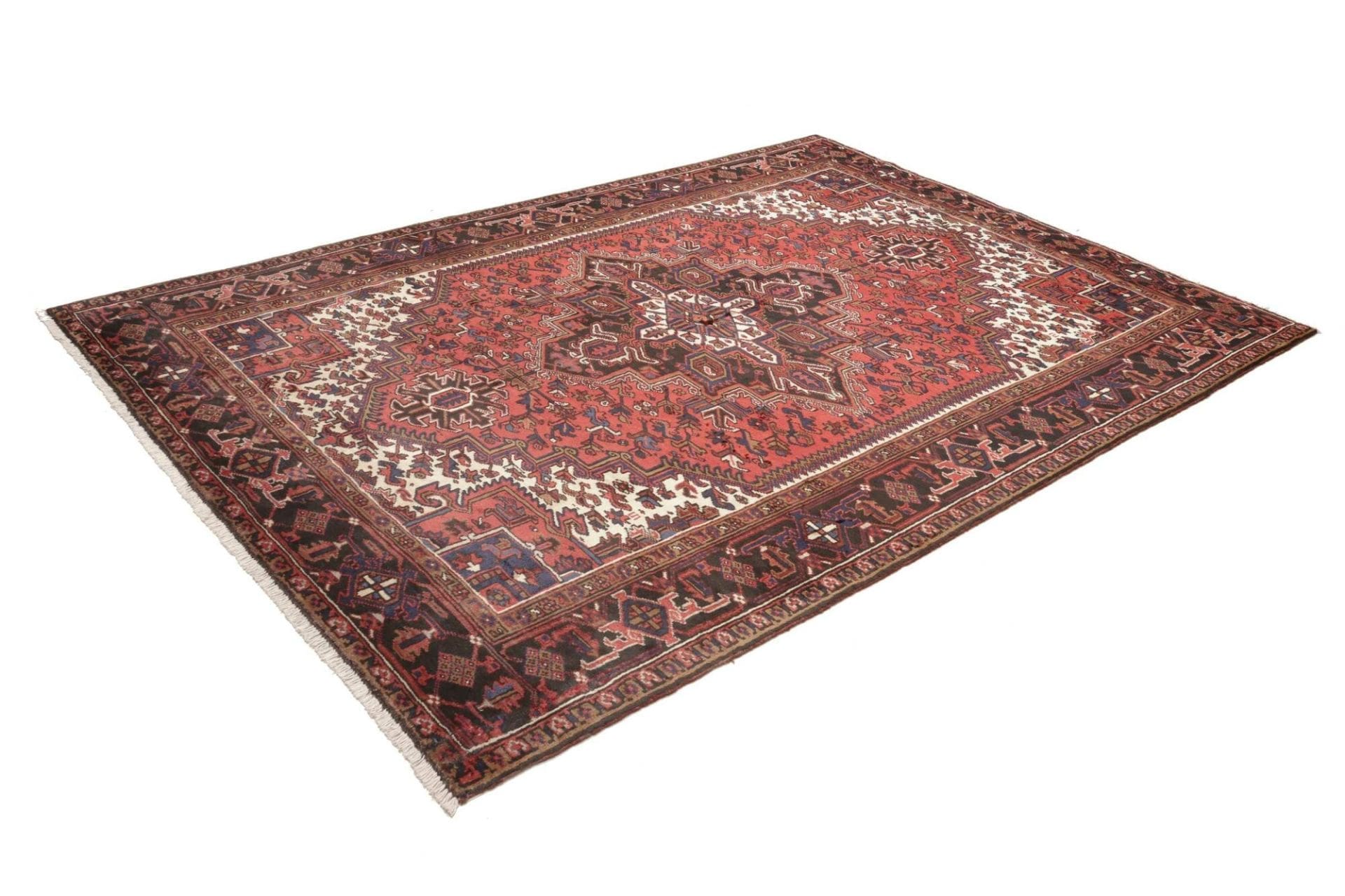 Heriz Persian Rug 207 × 293 cm, Wool, hand-knotted