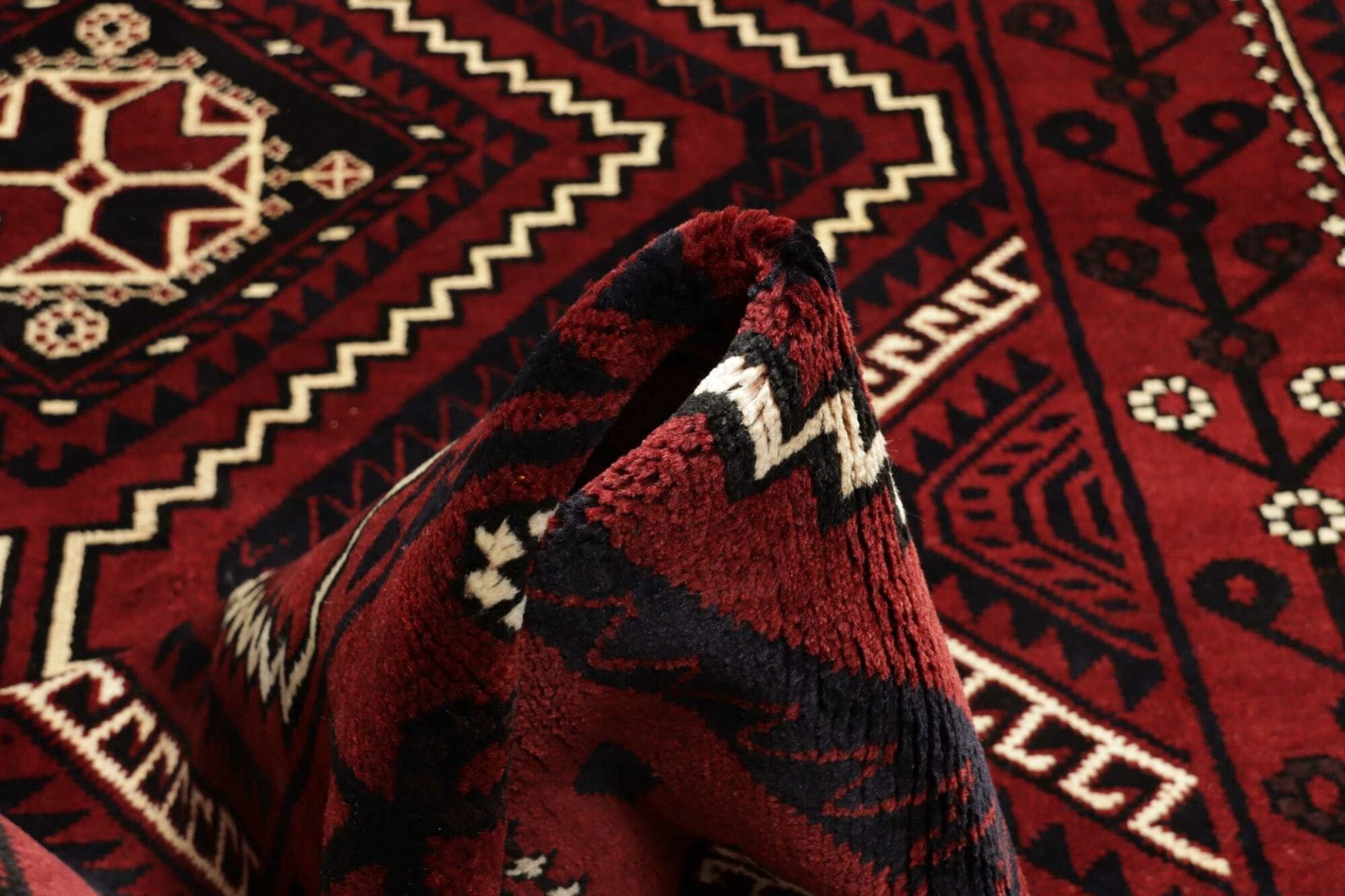 Loribaft Persian Rug 227 × 306 cm, Wool, hand-knotted