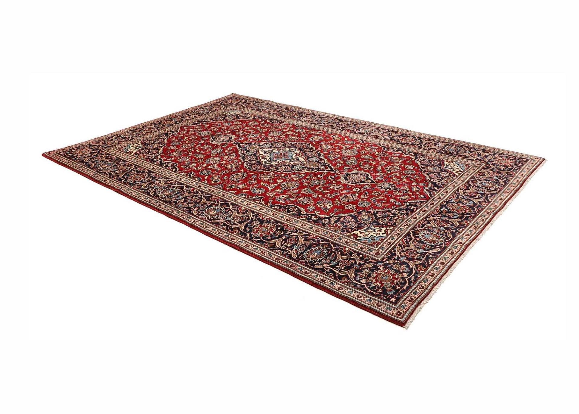 Hand-Knotted Wool Kashan Persian Rug, 203 × 303 cm