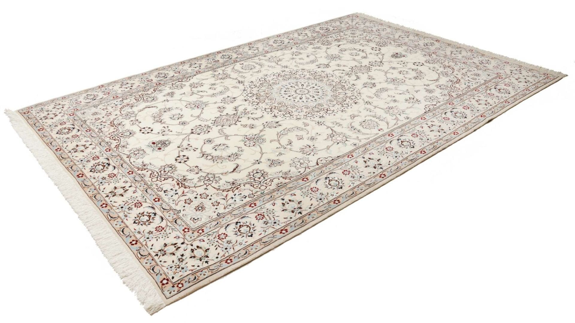 Nain Persian Rug 211 × 312 cm, Wool, hand-knotted