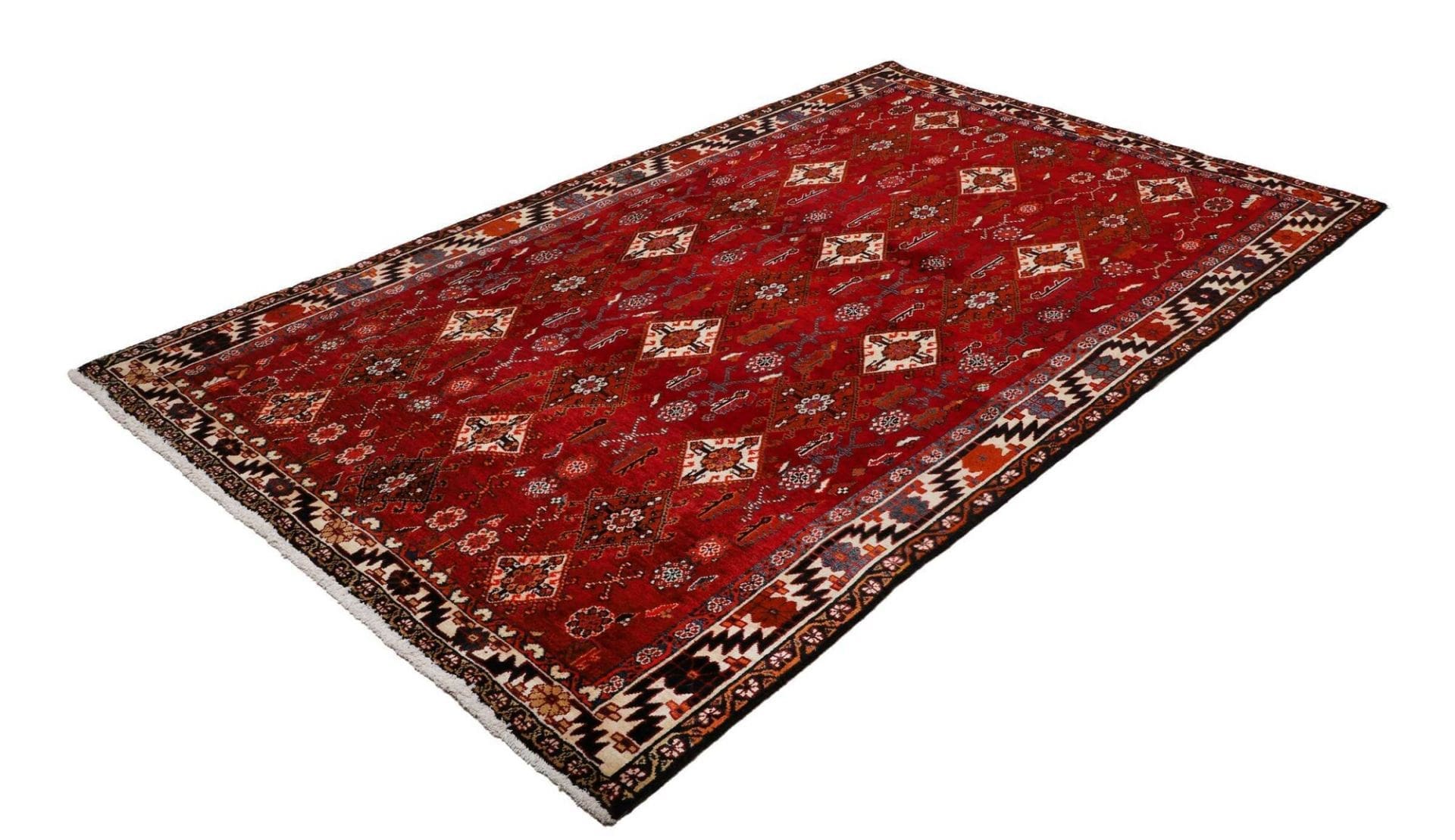 Hand-Knotted Wool Shiraz Persian Rug, 161 × 258 cm