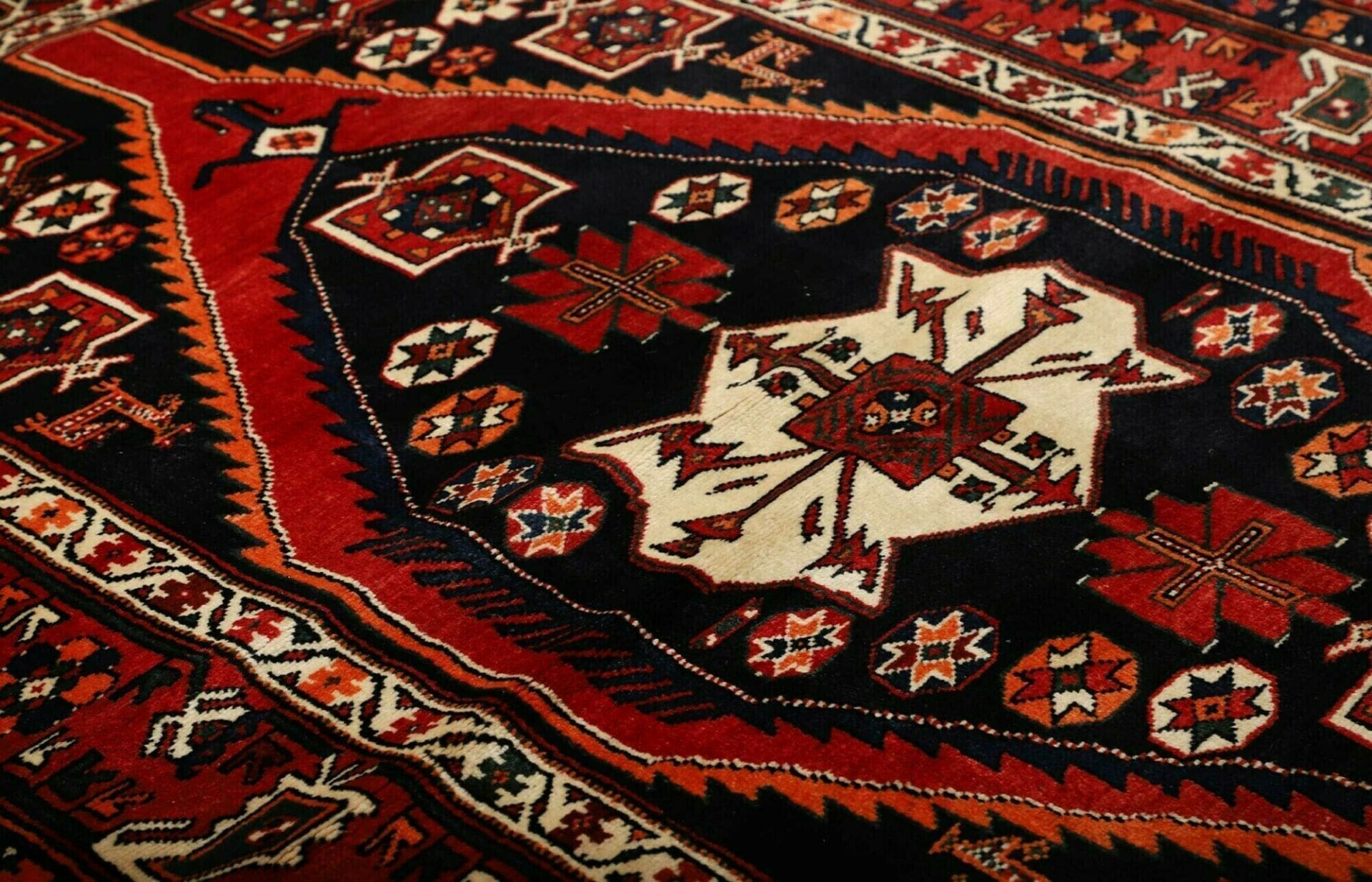 Hamadan Herati Persian Rug — hand-knotted, 155 × 216 cm, Wool