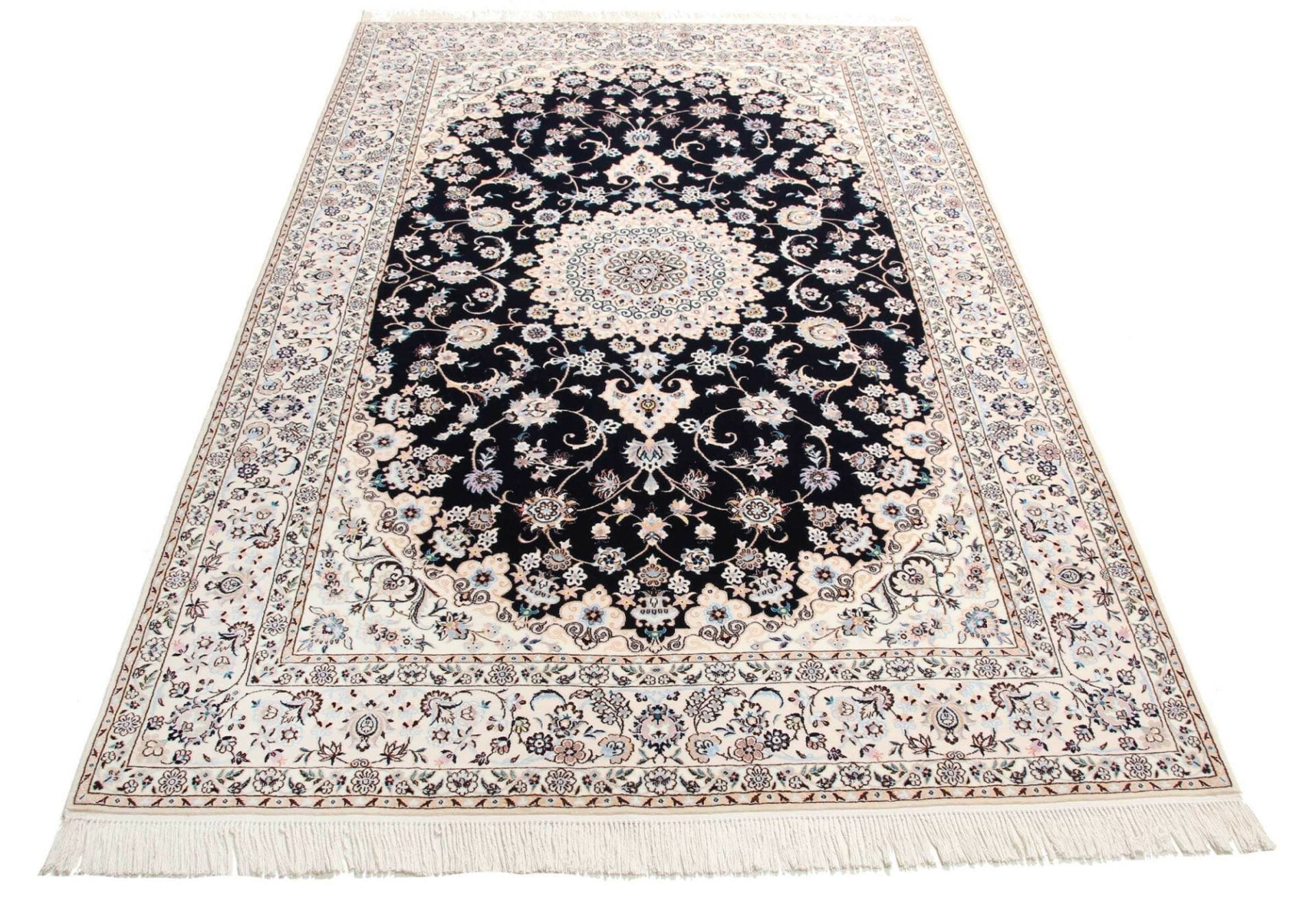 Hand-Knotted Wool Nain Persian Rug, 161 × 245 cm