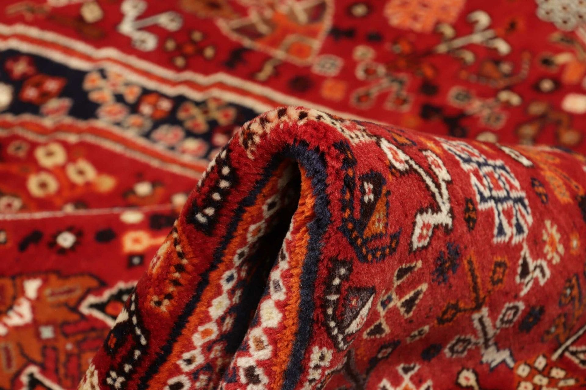 Shiraz Persian Rug — hand-knotted, 163 × 258 cm, Wool