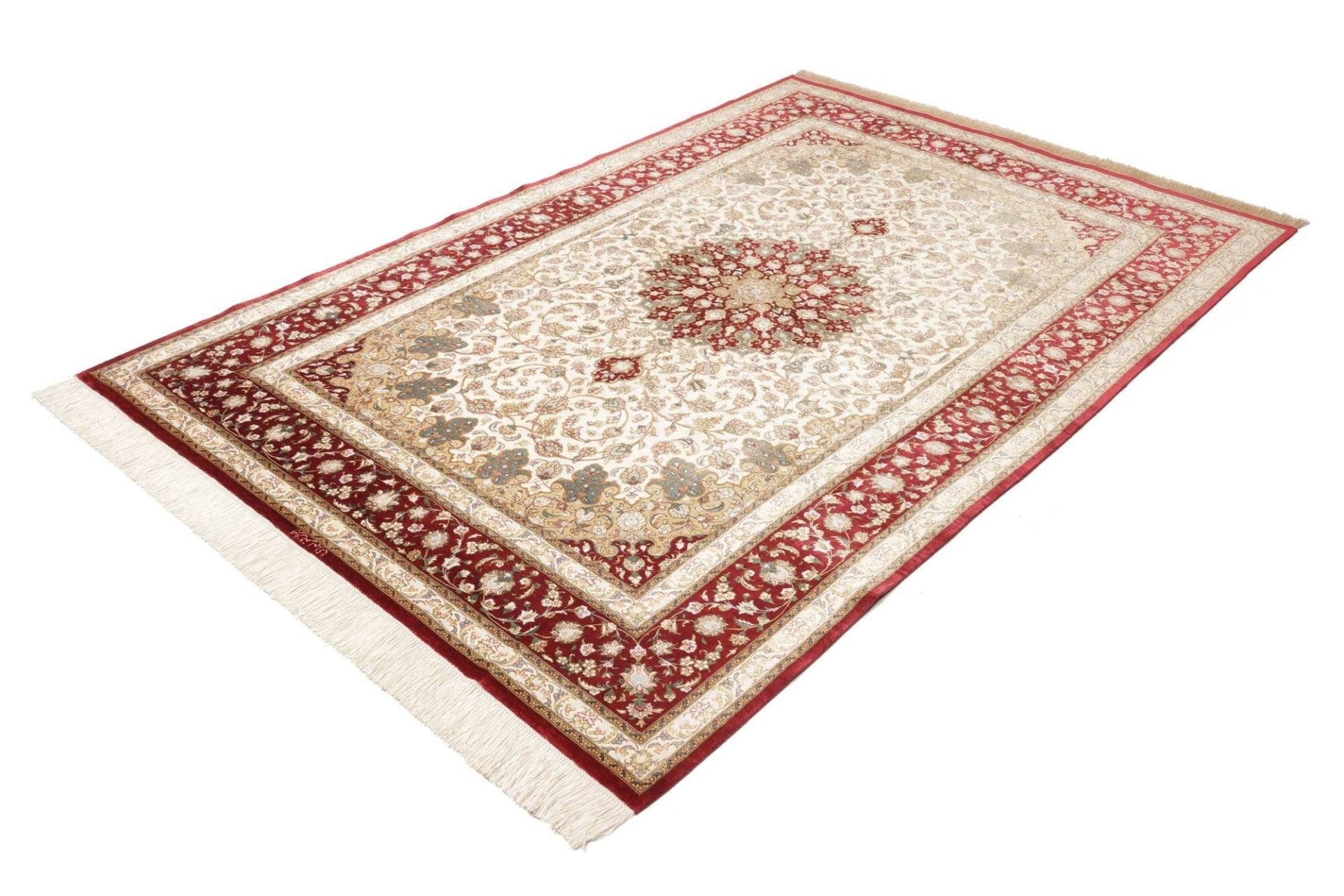 Qom Persian Rug 157 × 233 cm, Silk, hand-knotted
