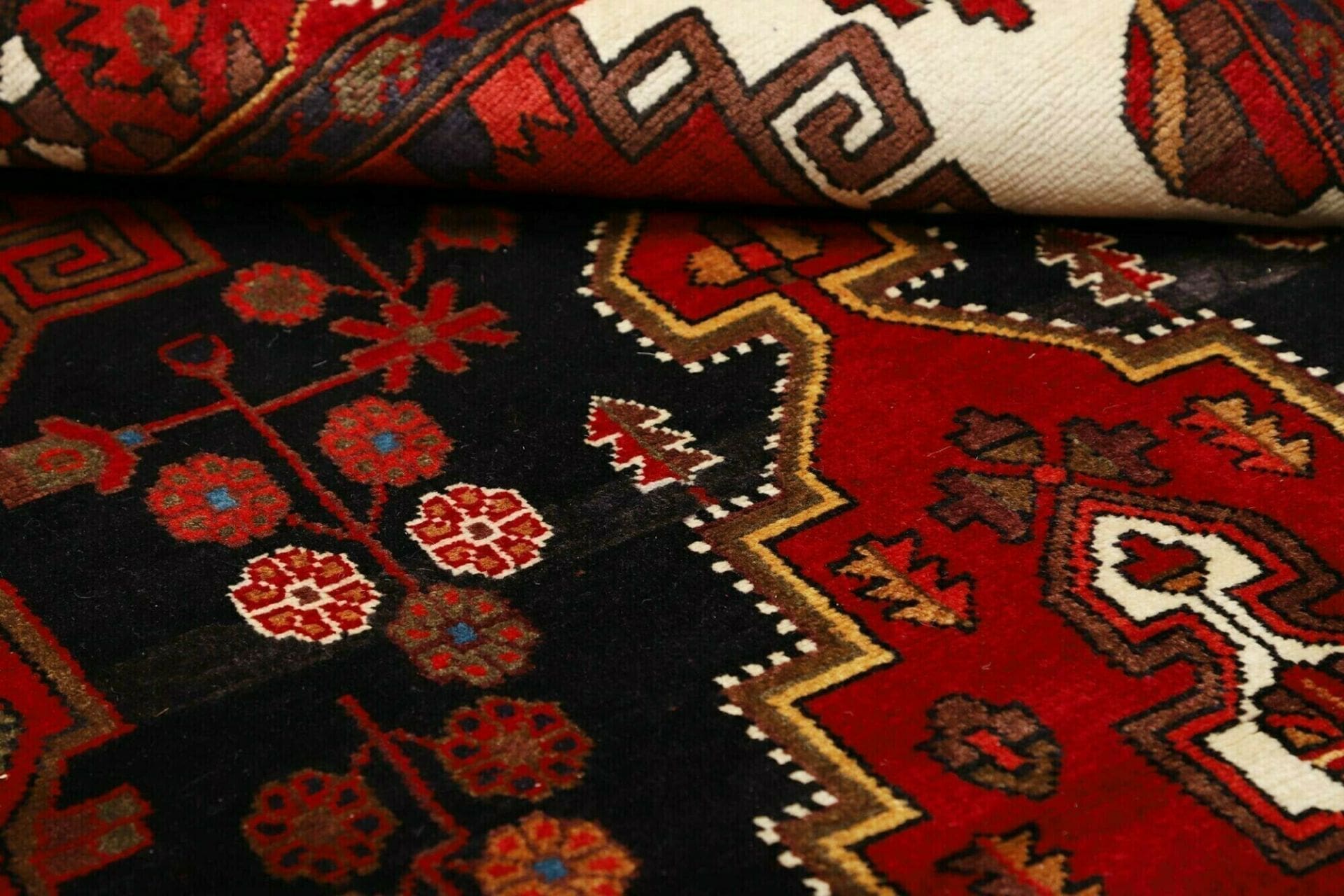 Hamadan Persian Rug — hand-knotted, 144 × 224 cm, Wool