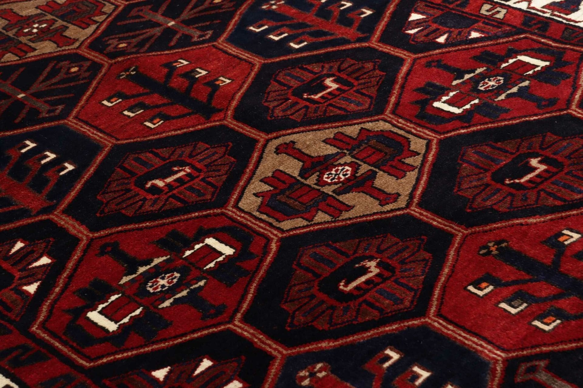 Hand-Knotted Wool Loribaft Persian Rug, 177 × 266 cm
