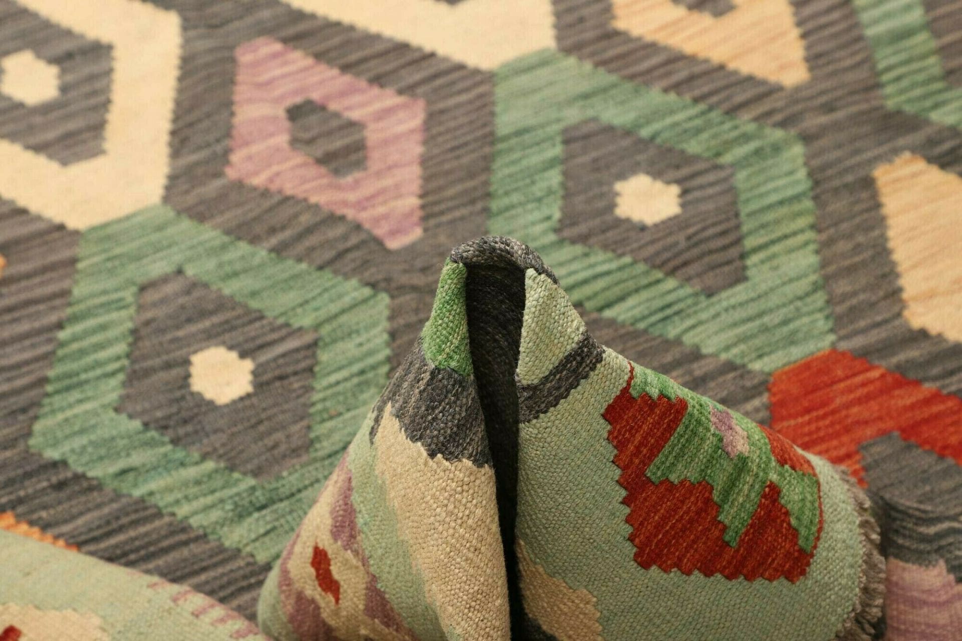Kilim Pakistani Rug 173 × 244 cm, Wool, hand-woven