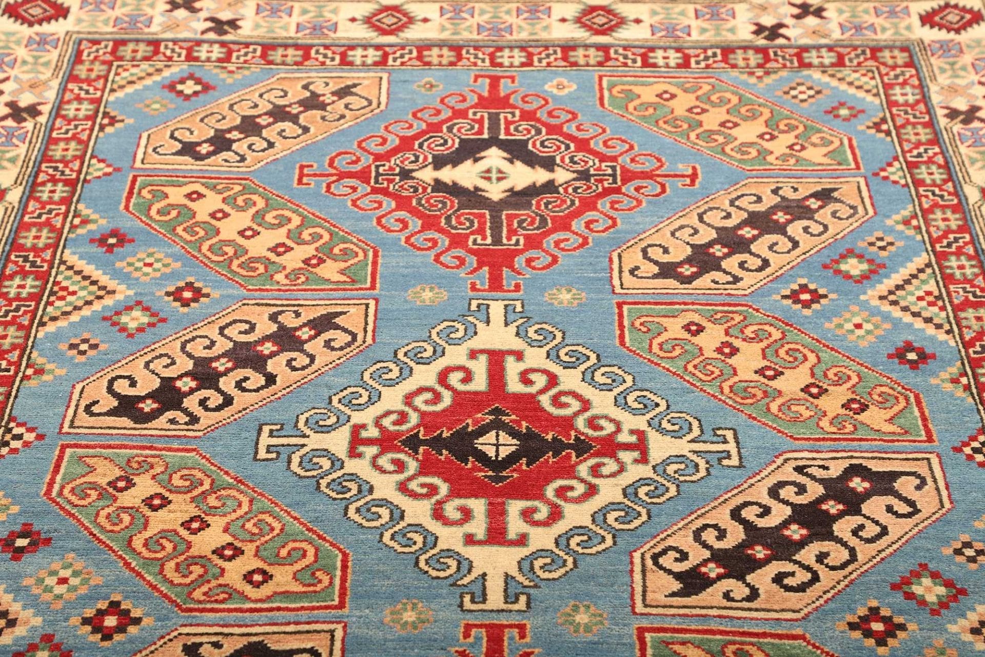 kazak-orientteppich-153-x-212cm-geometrische-muster-handgeknupft-7 Kazak Pakistani Rug — hand-knotted, 153 × 212 cm, Wool