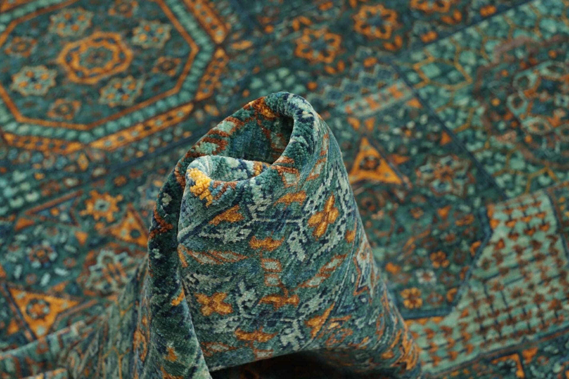 Mamluk Pakistani Rug 172 × 238 cm, Wool, hand-knotted