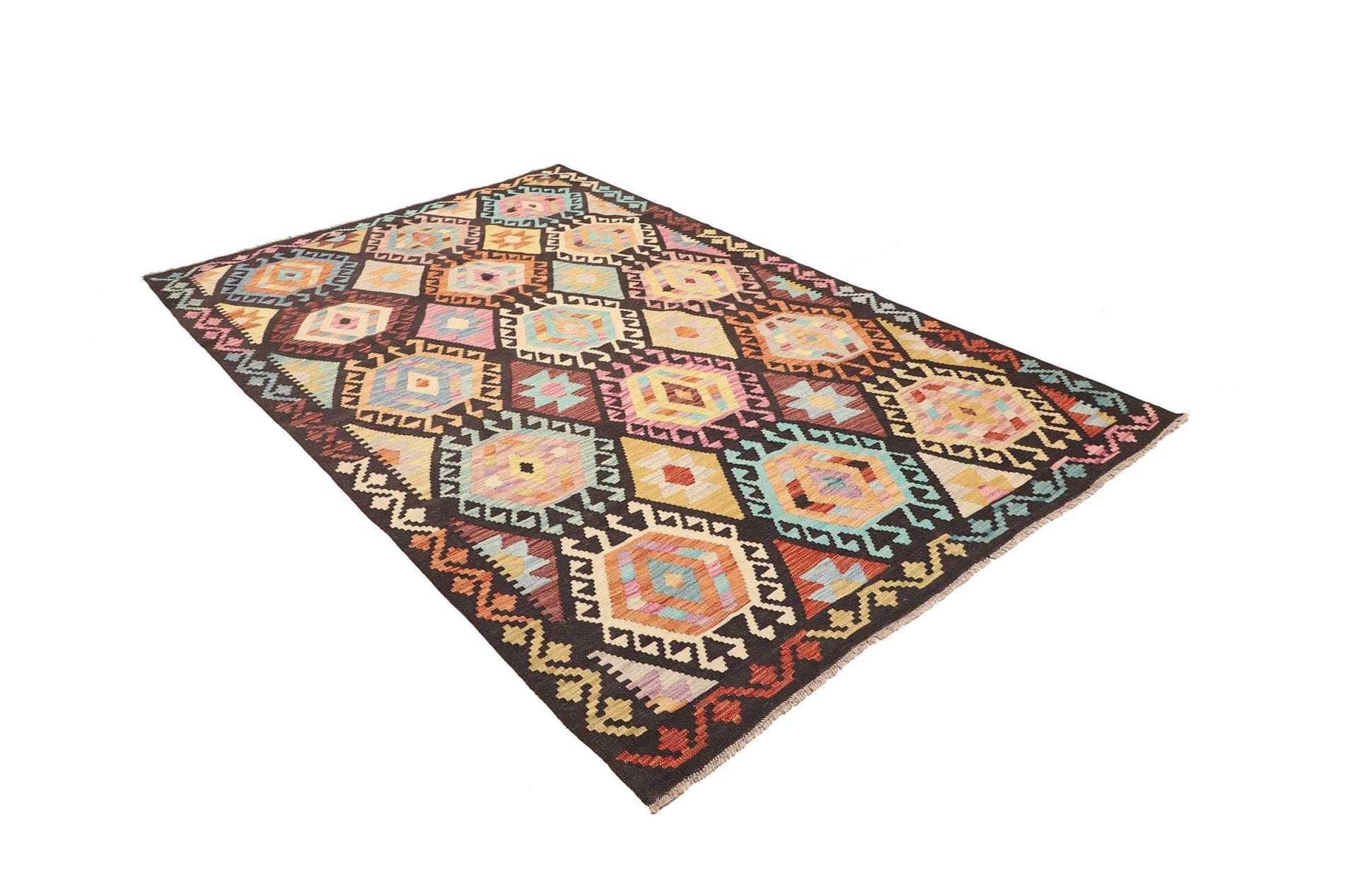 Hand-Woven Wool Kilim Pakistani Rug, 172 × 247 cm