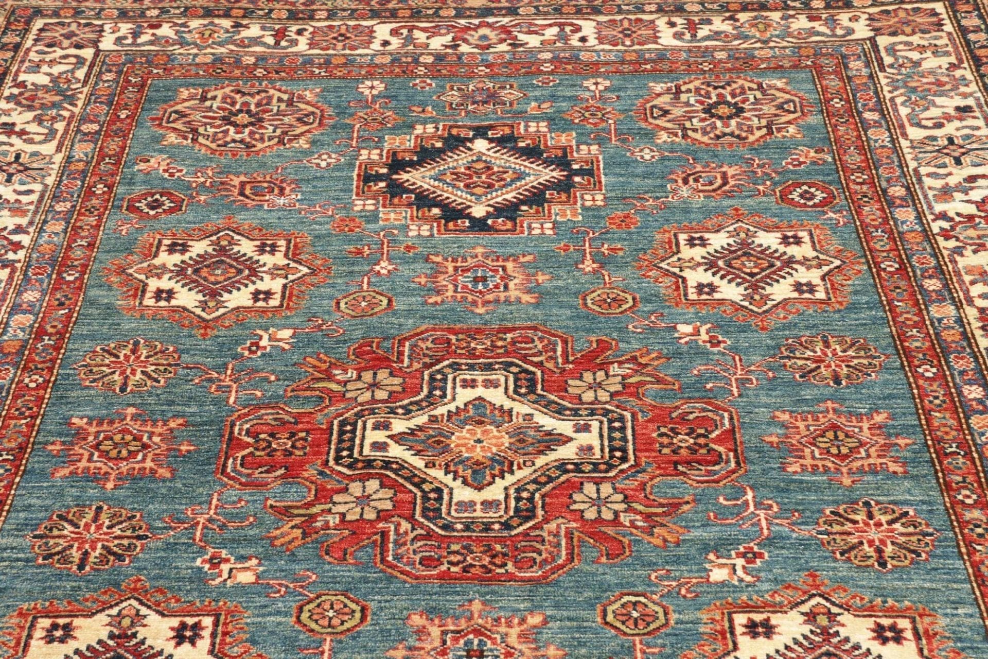 kazak-teppich-169-x-238-cm-handgeknupft-geometrisches-muster-wolle-7 Kazak Pakistani Rug — hand-knotted, 169 × 238 cm, Wool