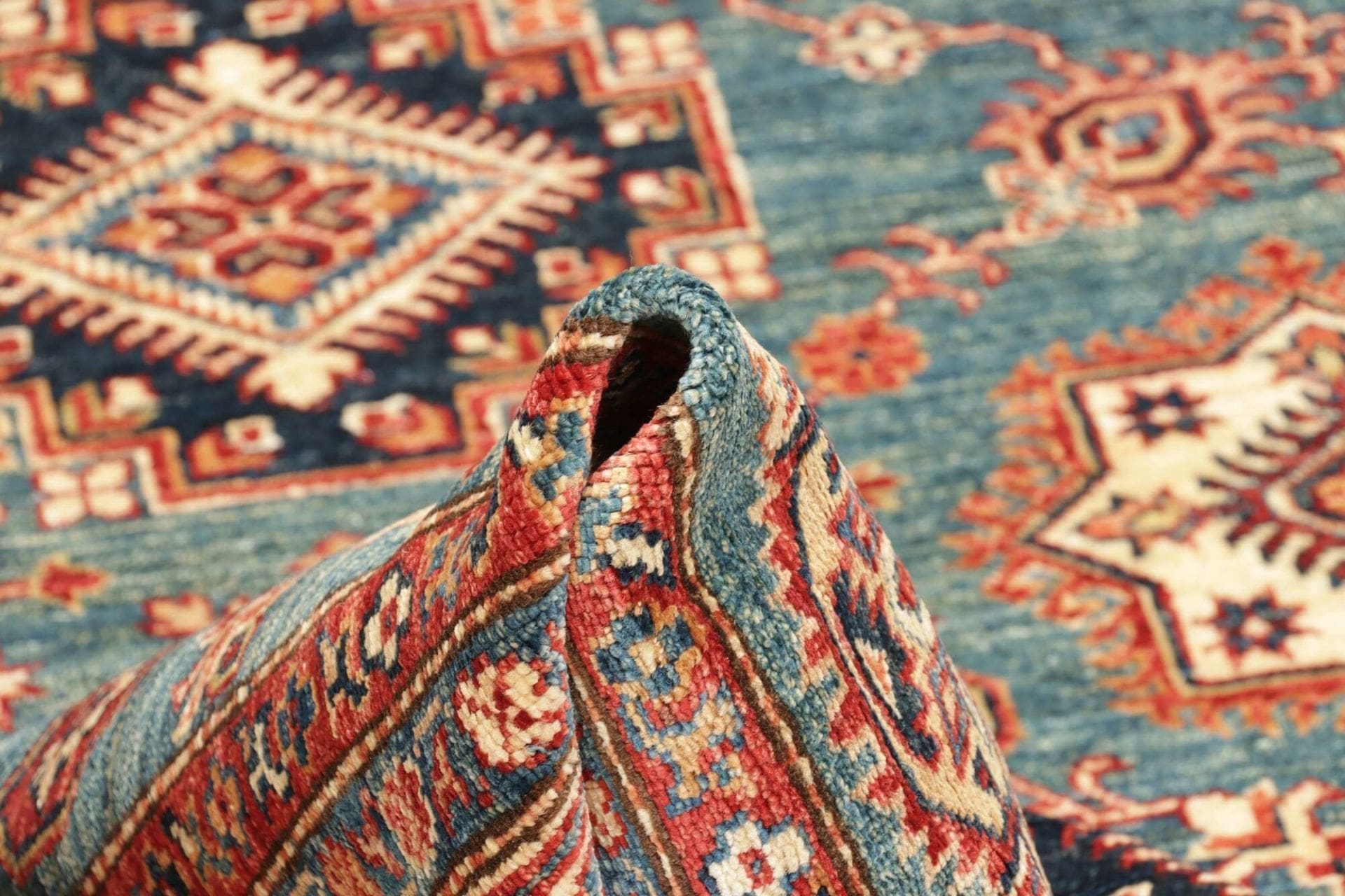 kazak-teppich-169-x-238-cm-handgeknupft-geometrisches-muster-wolle-8 Kazak Pakistani Rug — hand-knotted, 169 × 238 cm, Wool