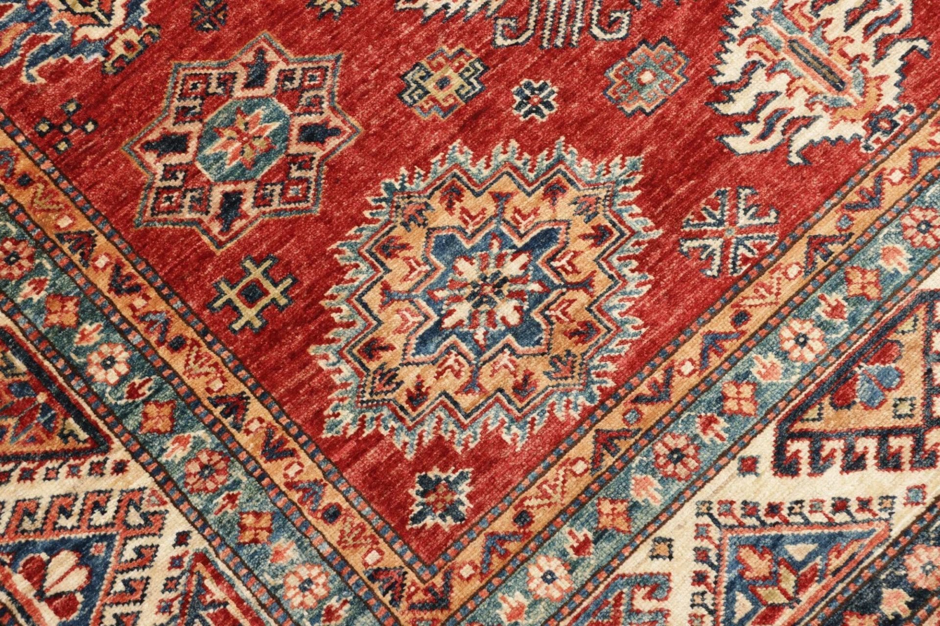 Hand-Knotted Wool Kazak Pakistani Rug, 171 × 222 cm