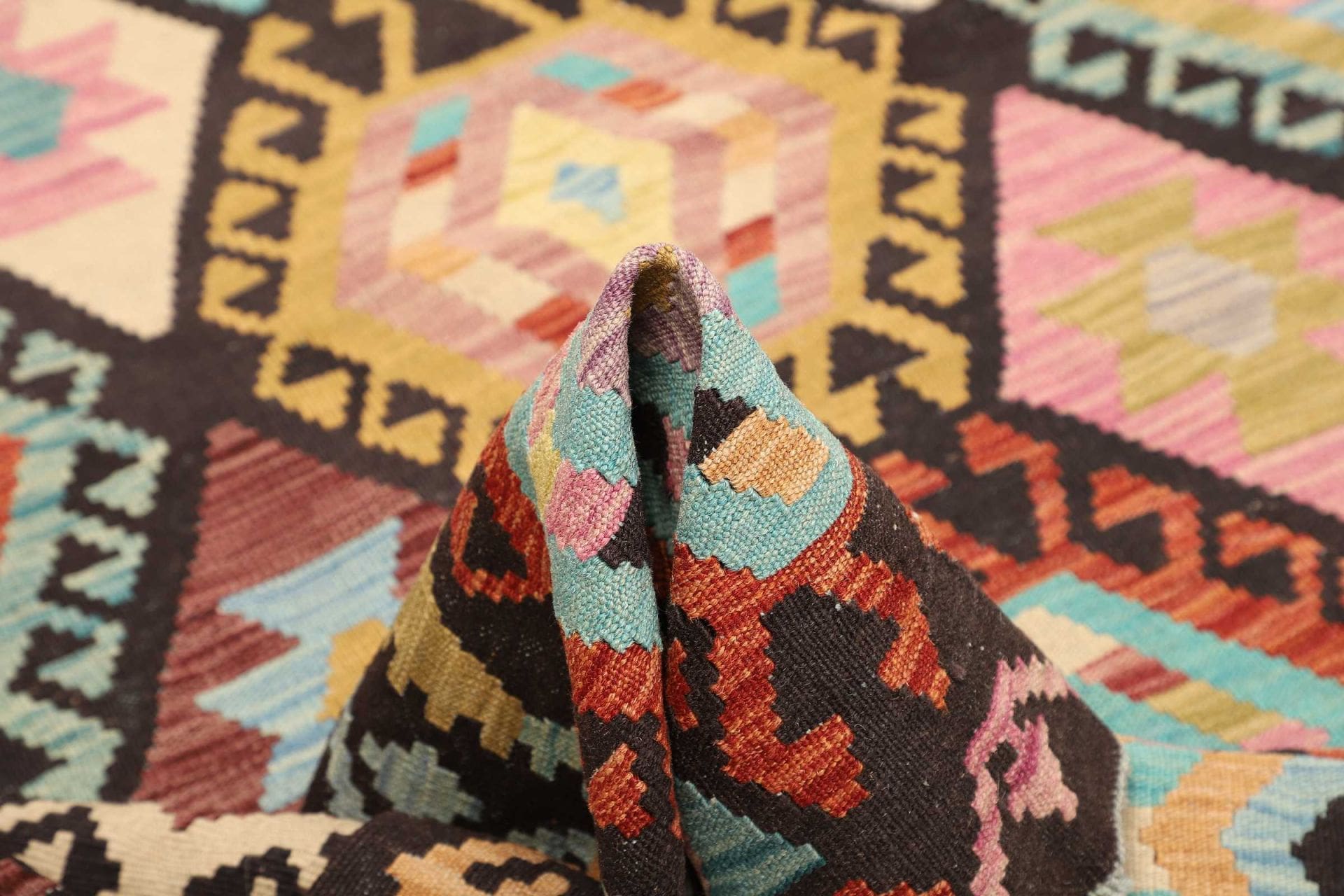 Kilim Pakistani Rug 172 × 247 cm, Wool, hand-woven