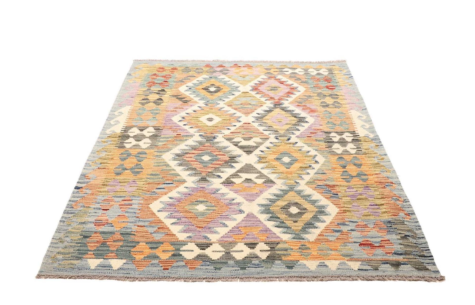 Kilim Pakistani Rug — hand-woven, 133 × 180 cm, Wool