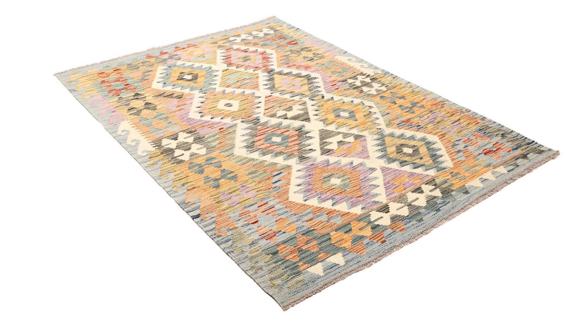 Kilim Pakistani Rug — hand-woven, 133 × 180 cm, Wool