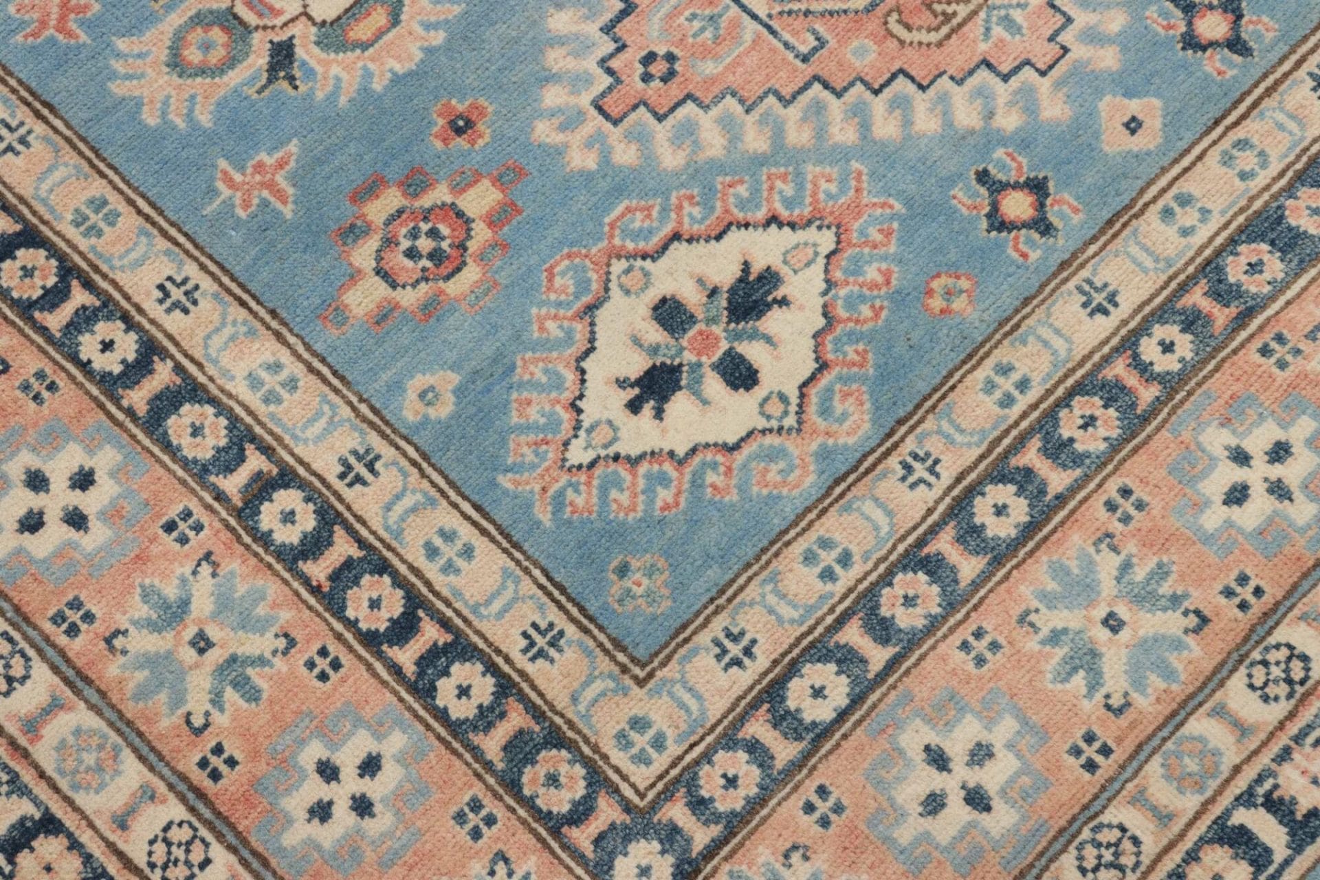 Kazak Pakistani Rug — hand-knotted, 152 × 207 cm, Wool