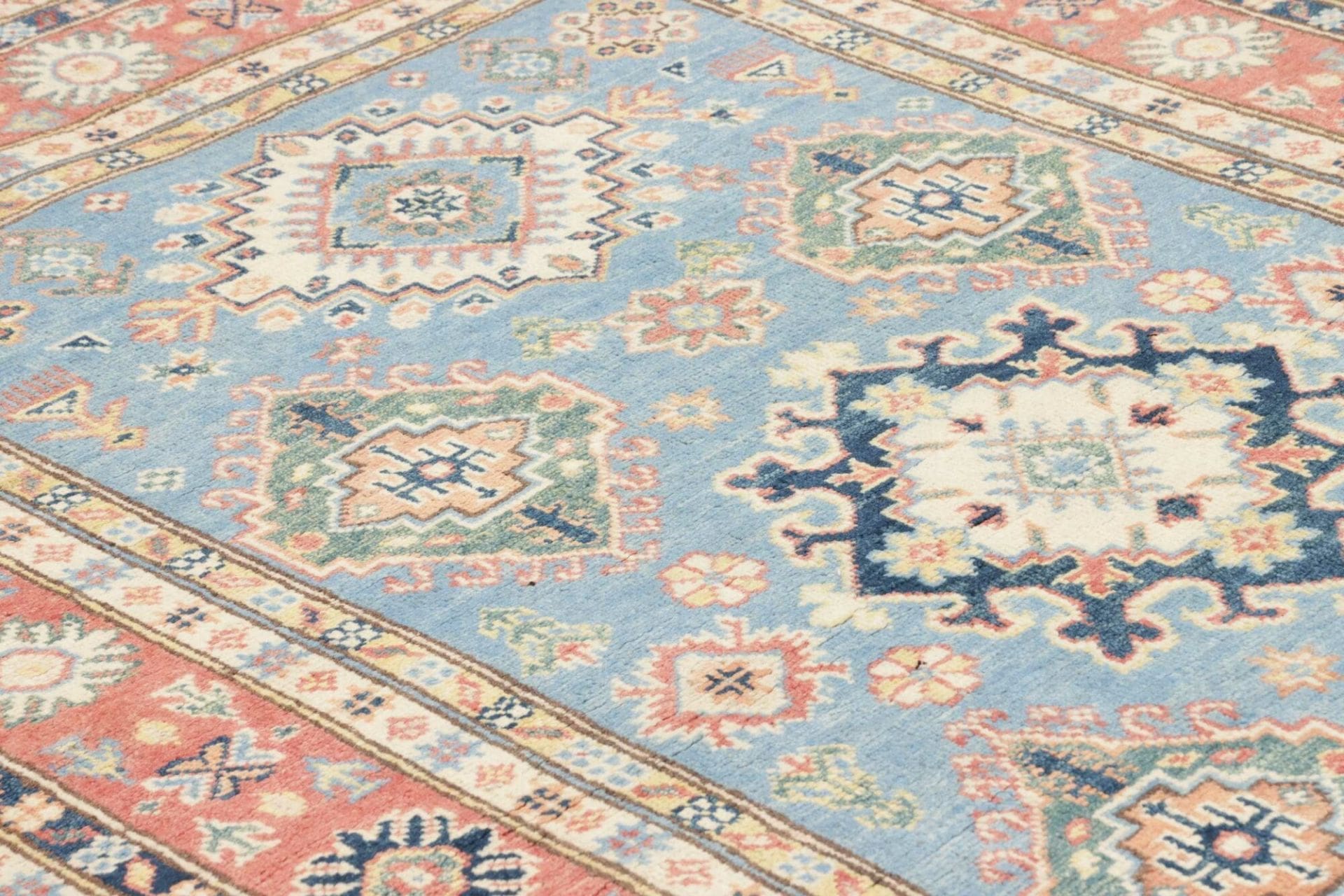 Kazak Pakistani Rug — hand-knotted, 122 × 179 cm, Wool
