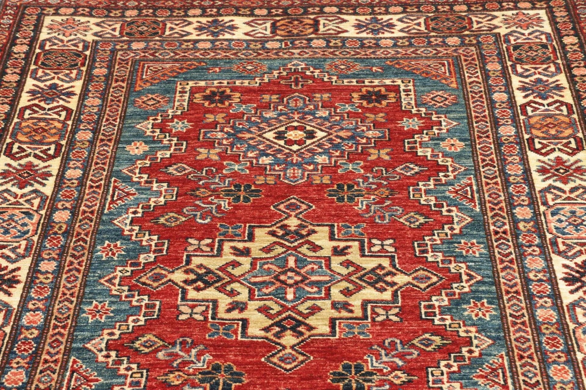Kazak Pakistani Rug — hand-knotted, 123 × 184 cm, Wool