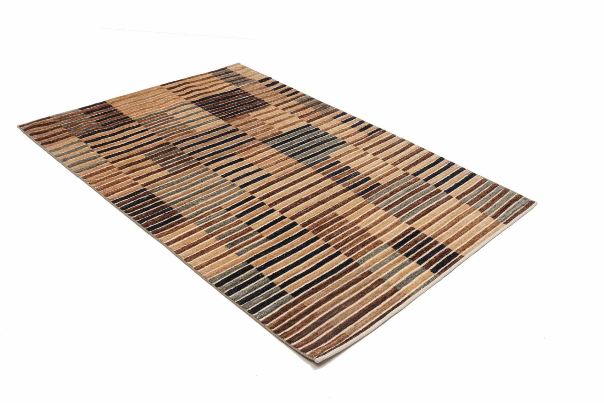 Ziegler Pakistani Rug — hand-knotted, 126 × 192 cm, Wool