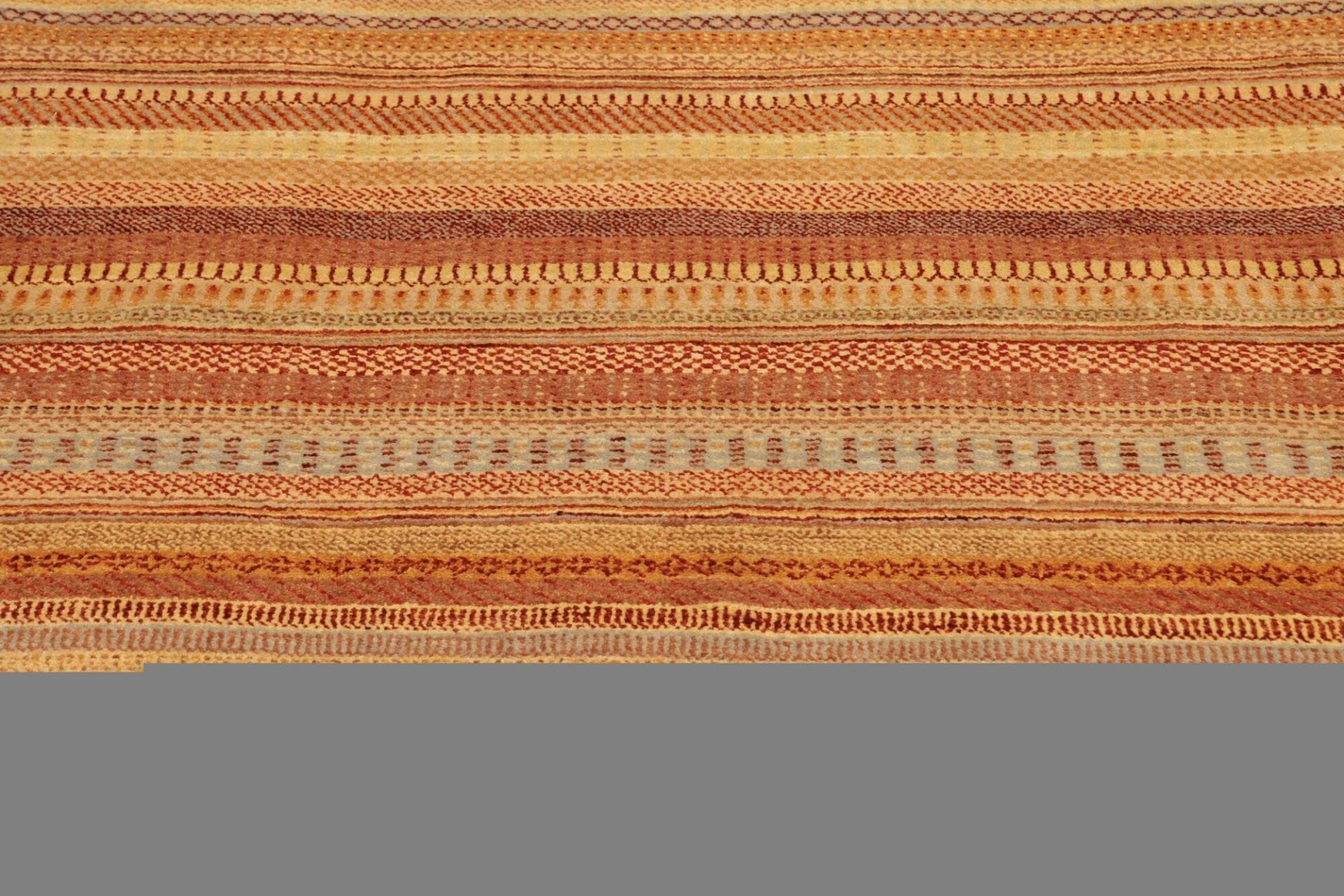 loribaft-teppich-127-x-187-cm-aus-schurwolle-handgeknupft-7 Loribaft Pakistani Rug — hand-knotted, 127 × 187 cm, Wool