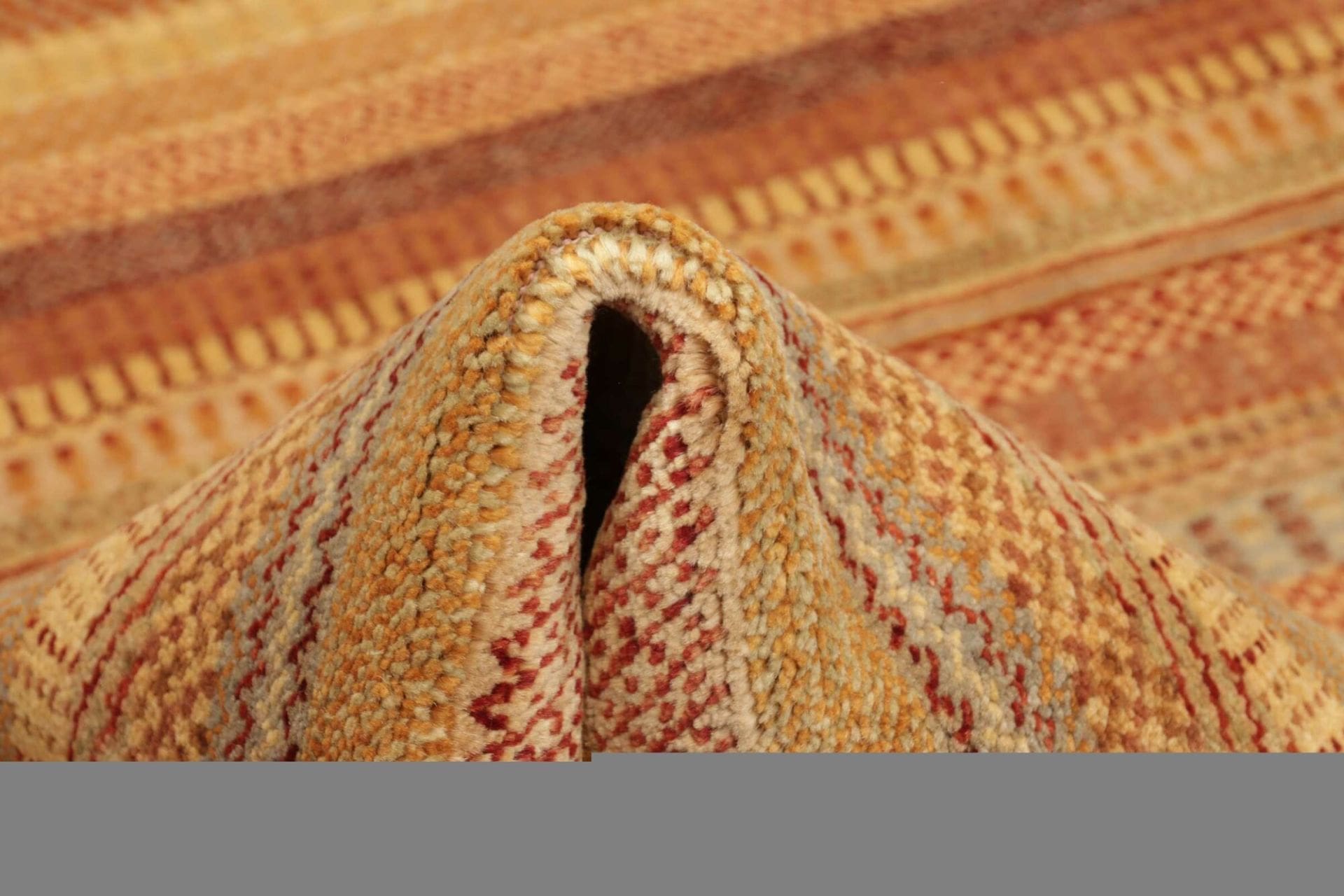 loribaft-teppich-127-x-187-cm-aus-schurwolle-handgeknupft-8 Loribaft Pakistani Rug — hand-knotted, 127 × 187 cm, Wool