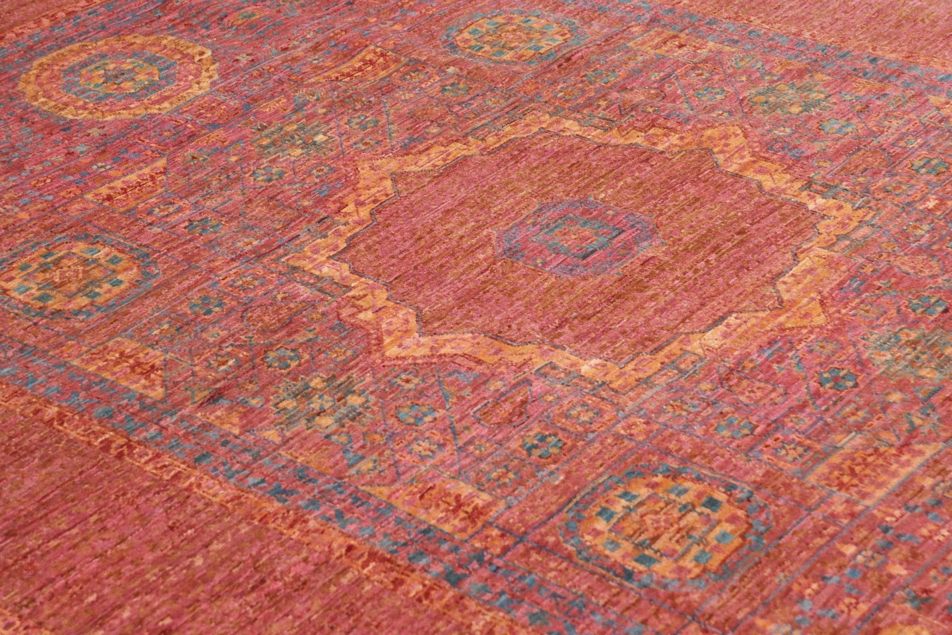 Hand-Knotted Wool Mamluk Pakistani Rug, 154 × 201 cm