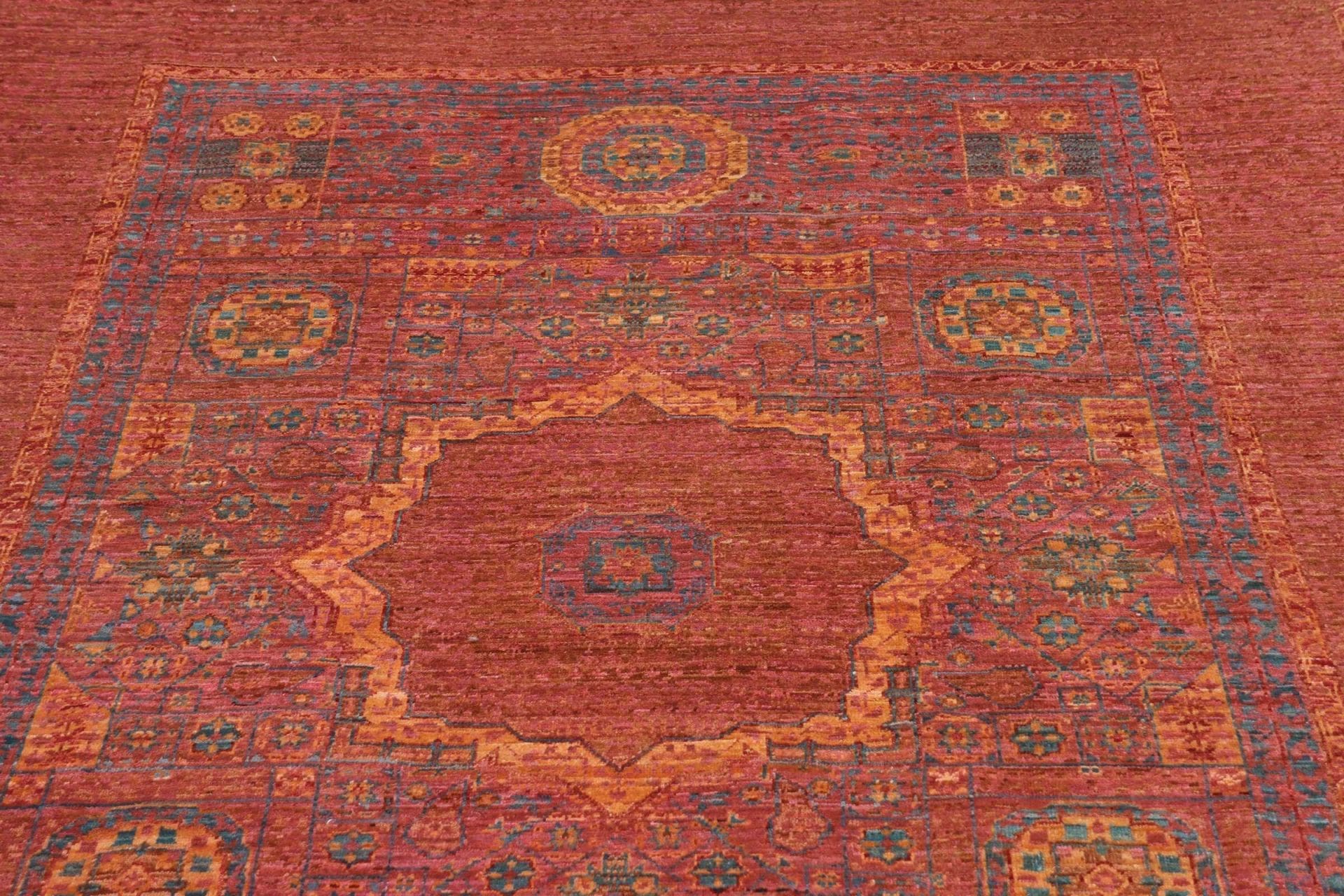 Hand-Knotted Wool Mamluk Pakistani Rug, 154 × 201 cm