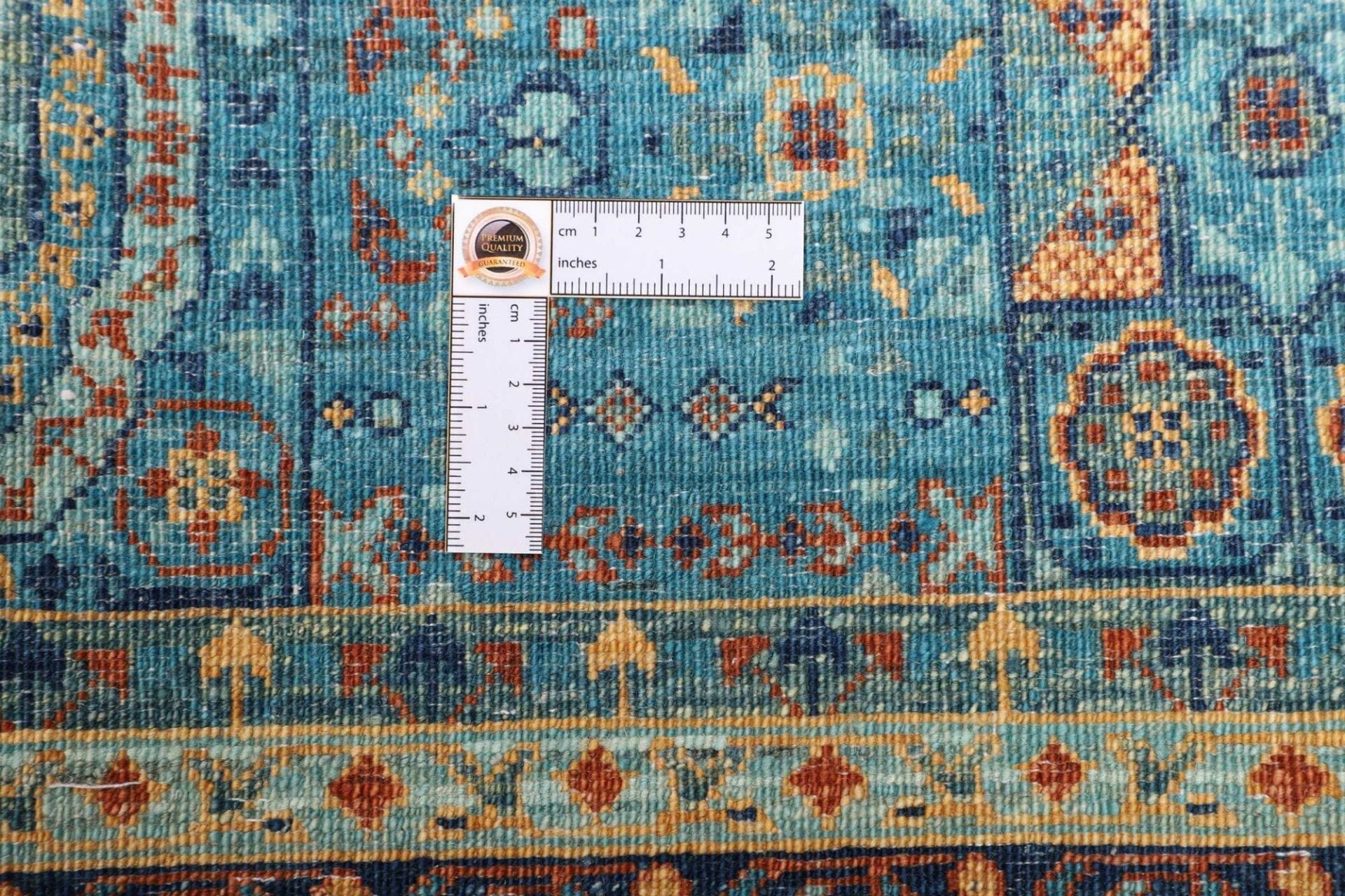 Hand-Knotted Wool Mamluk Pakistani Rug, 152 × 205 cm